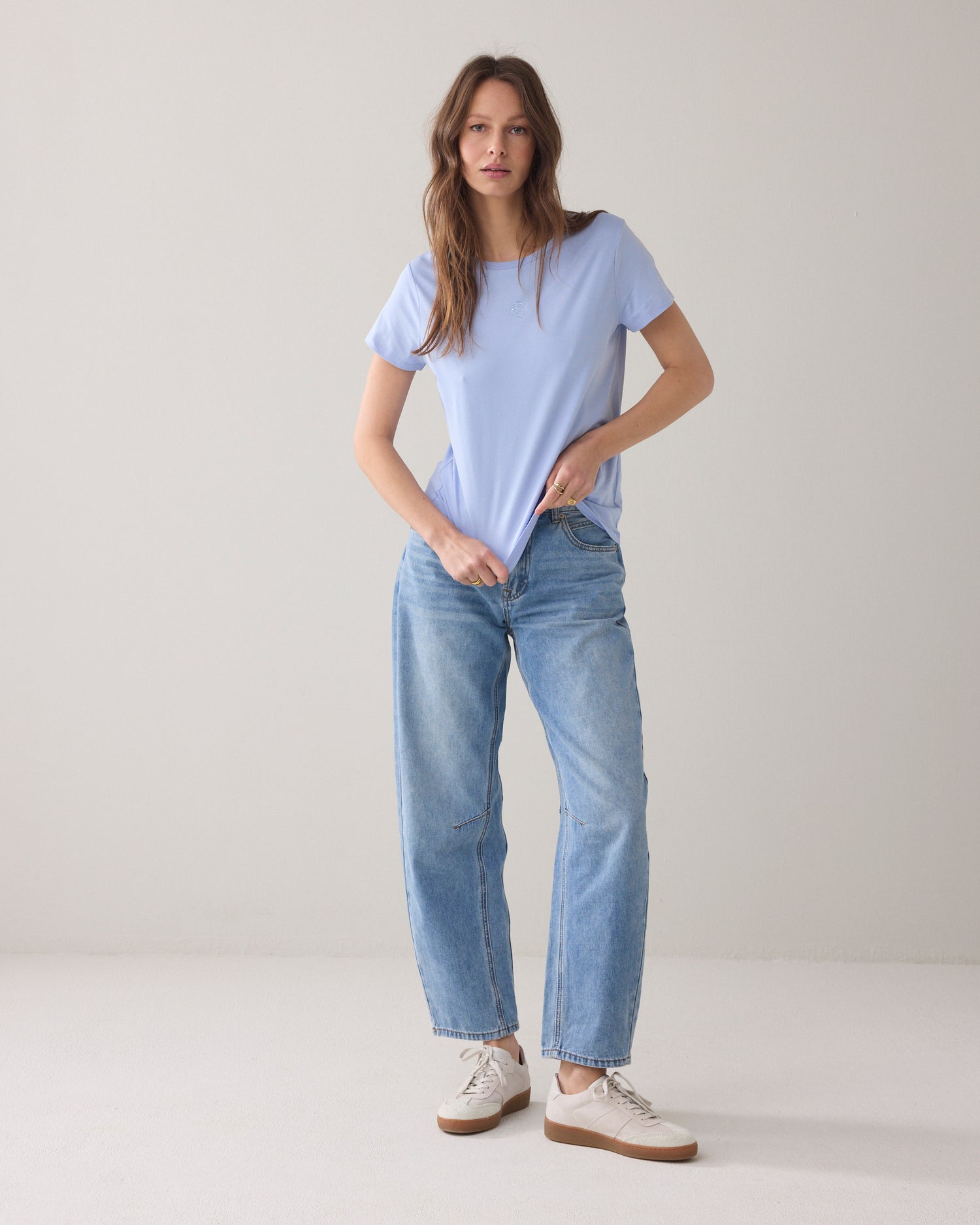 T-shirt met strass logo