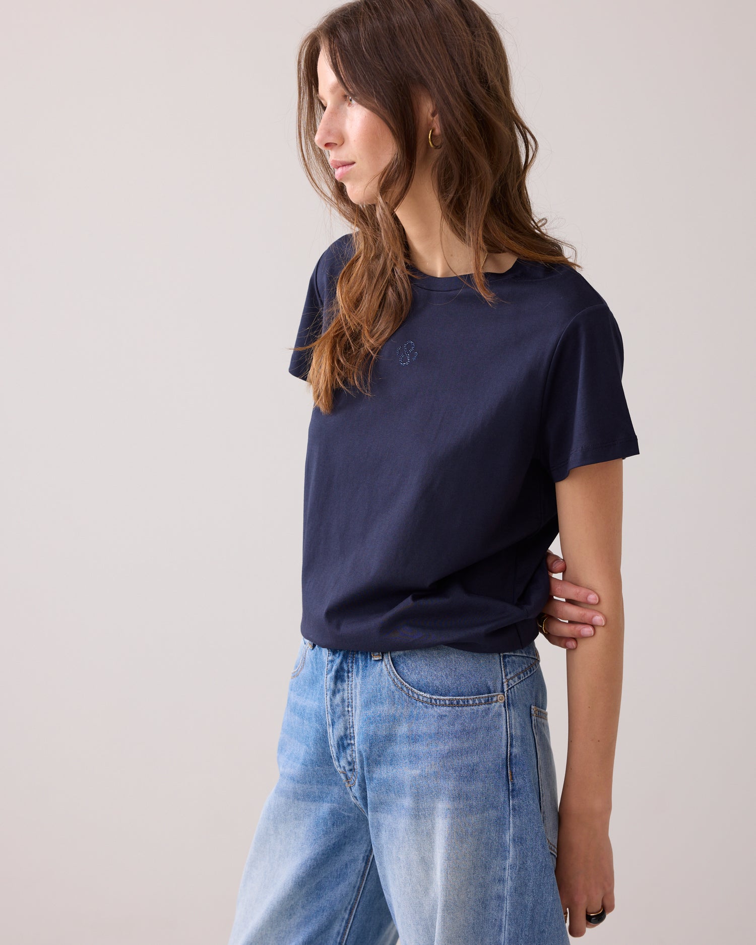 T-Shirt mit Strasslogo