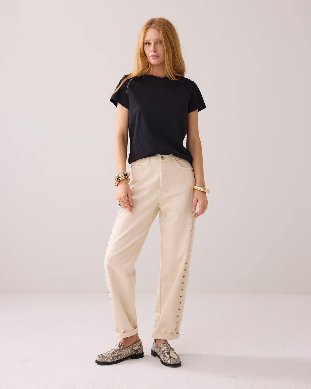 T-shirt met strass logo
