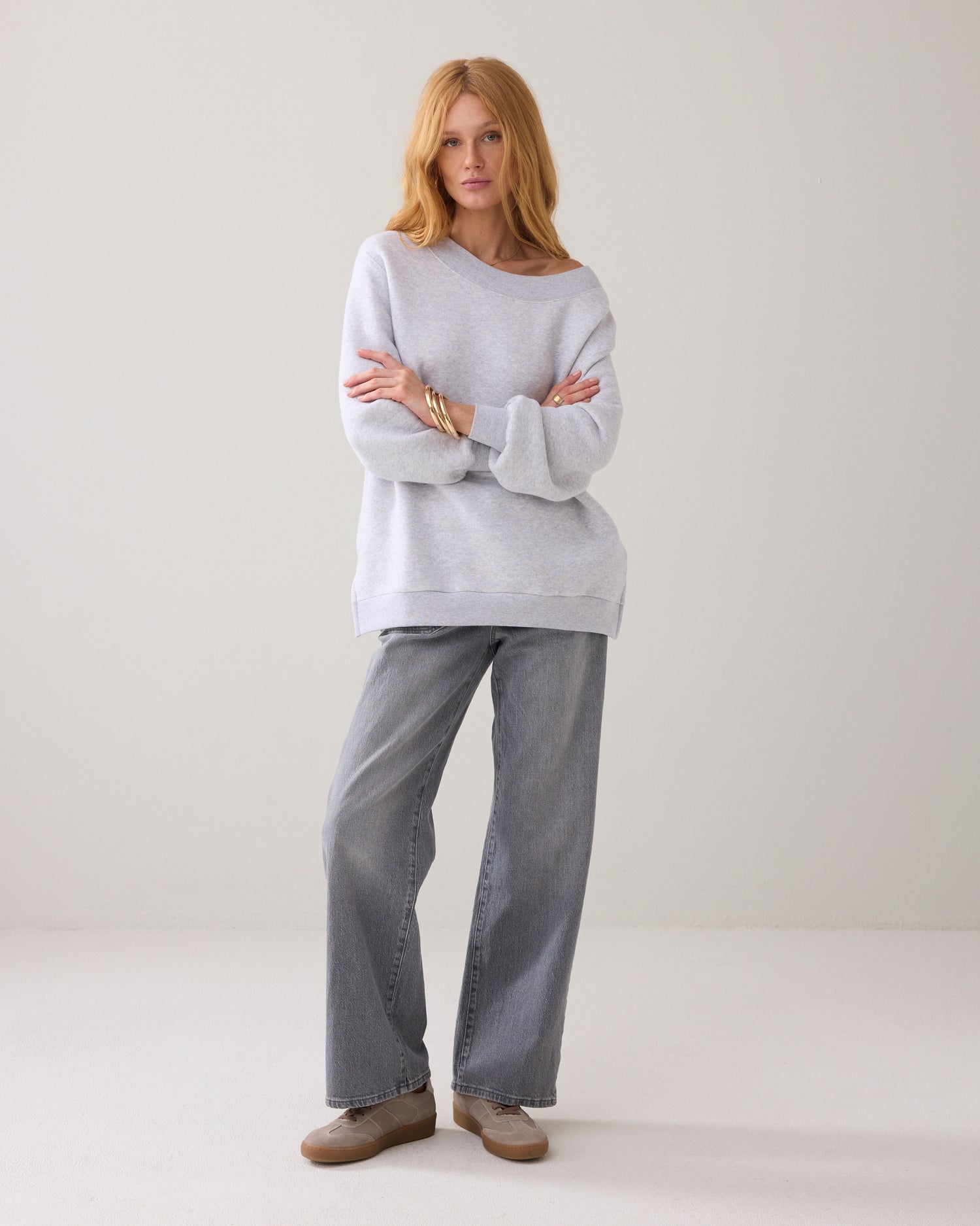 Oversized sweater met boothals