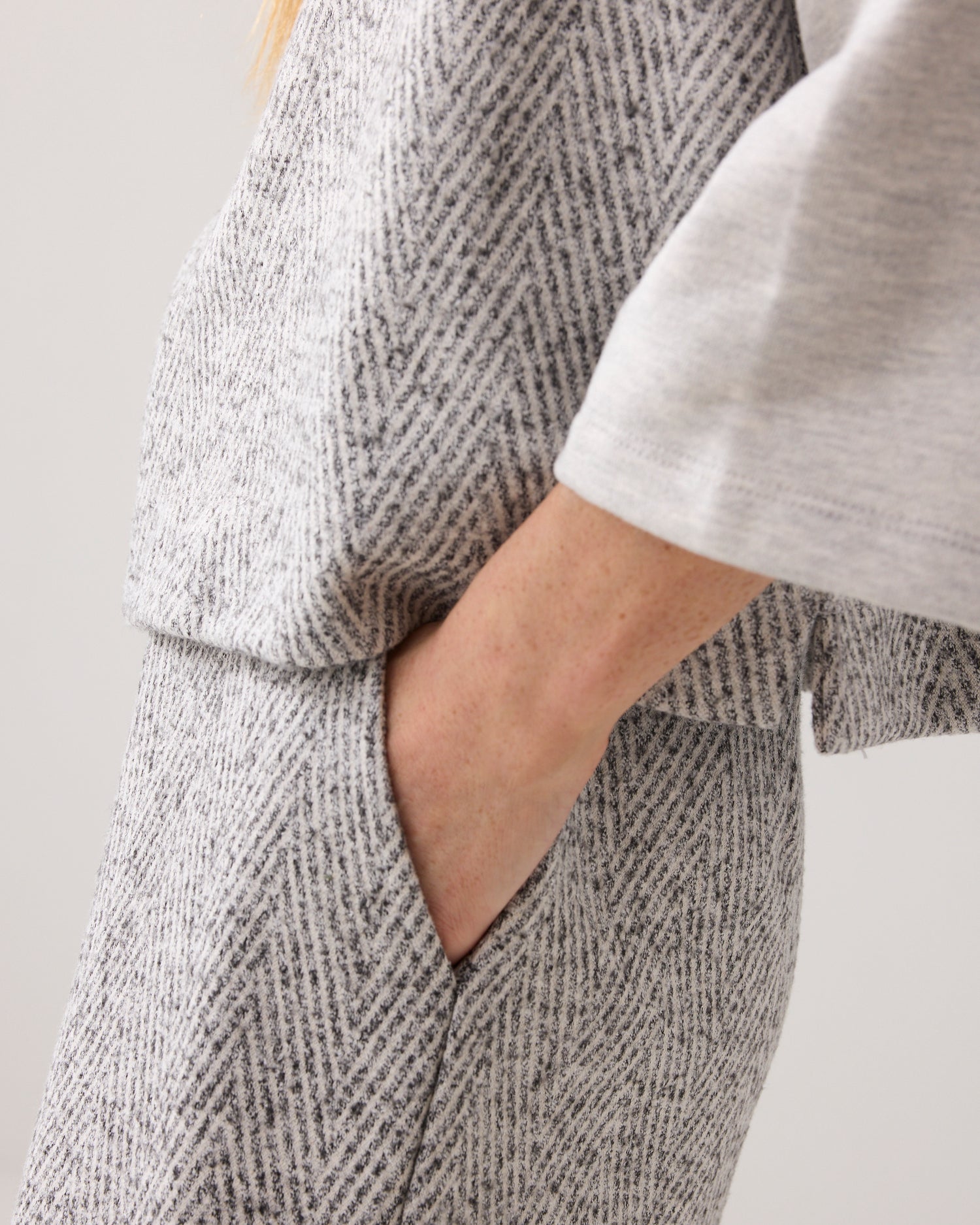 Boxy sweater met visgraat jacquard