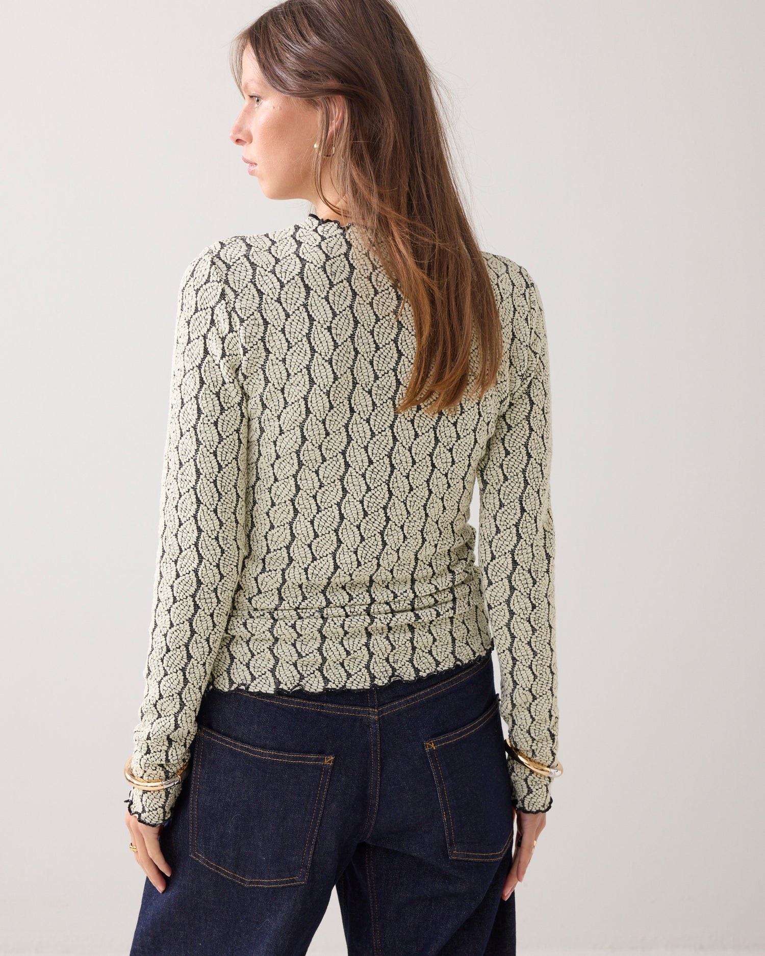 Top van two tone mesh