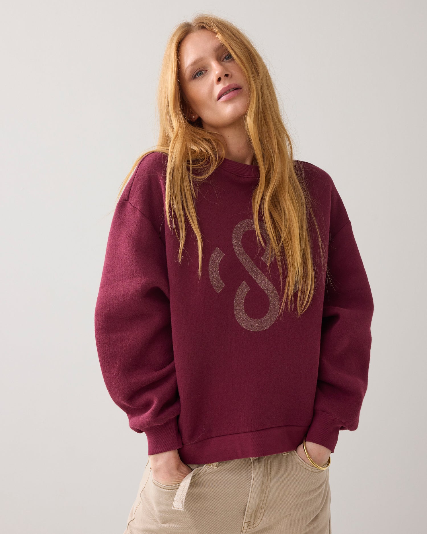 Casual jumper with logo