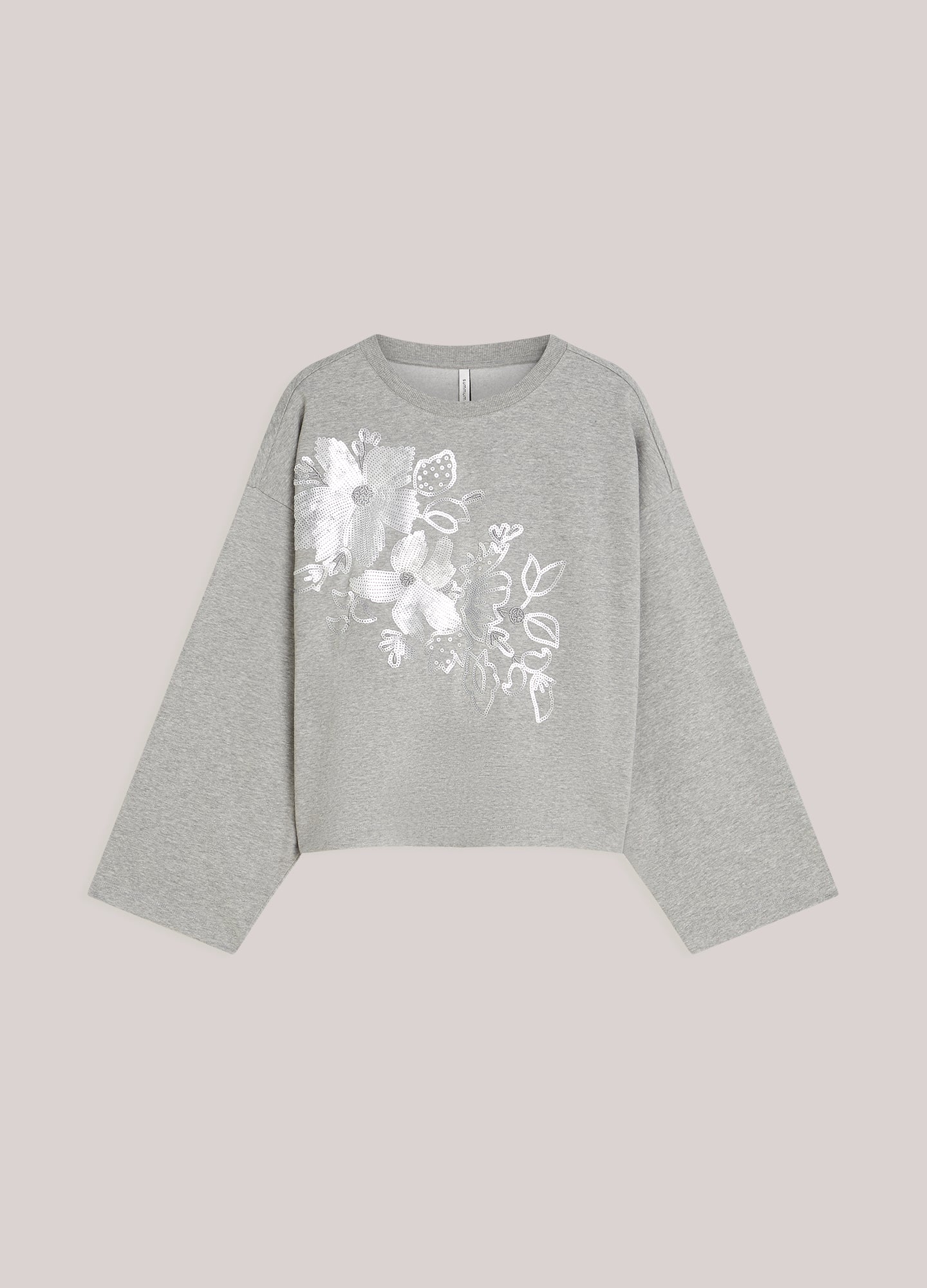 Oversized jumper with embroidery