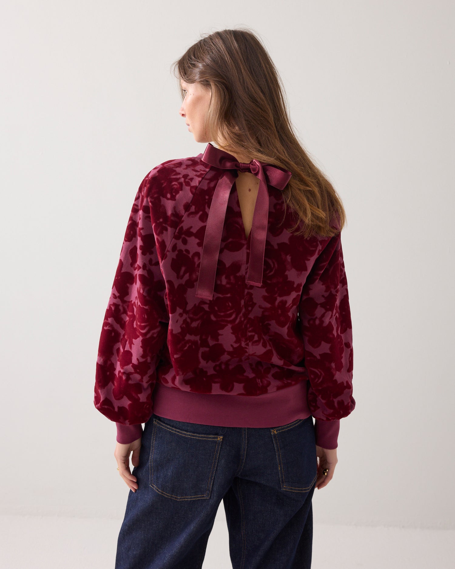 Sweatshirt with velour print