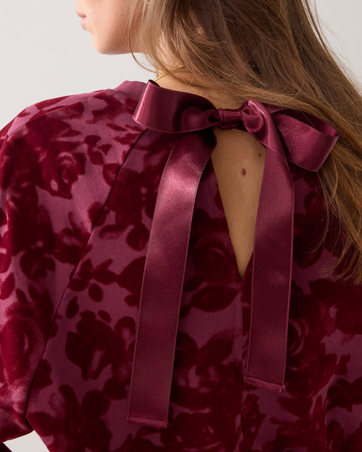 Sweatshirt with velour print