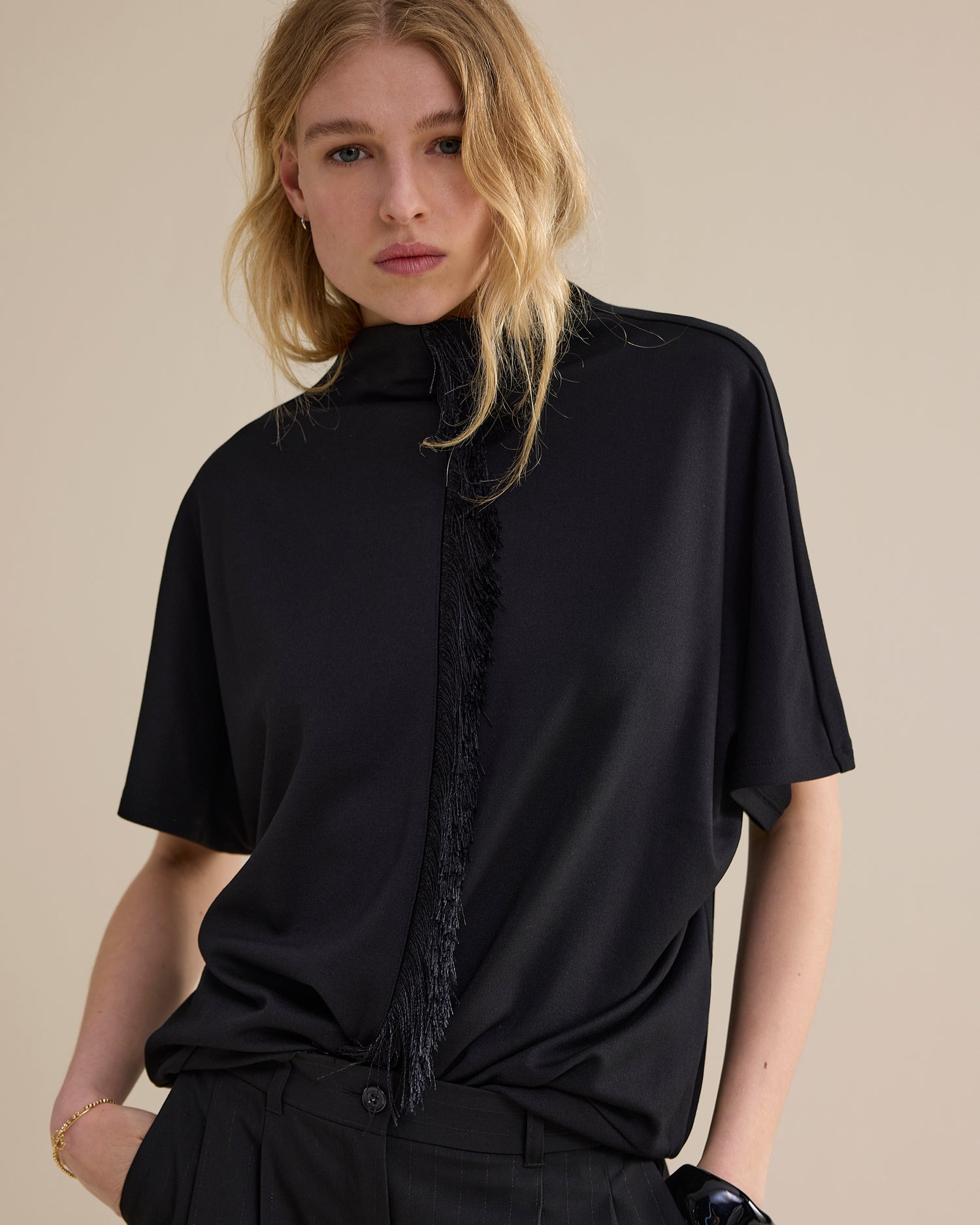 Top met glanzende franjes