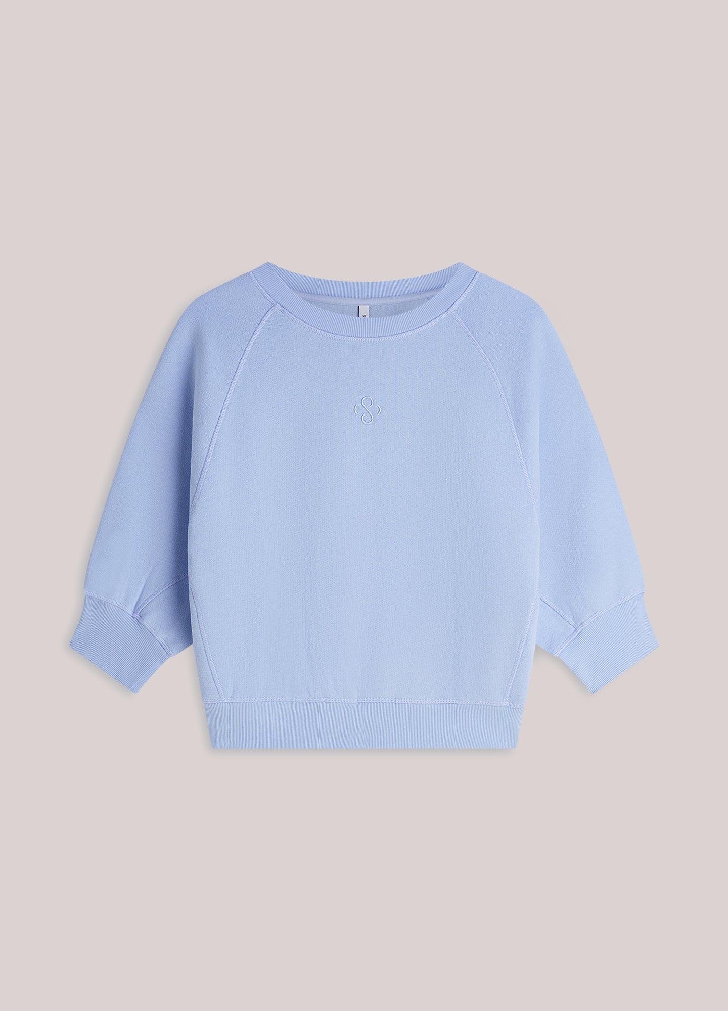 Loose-fit jumper with bat sleeves