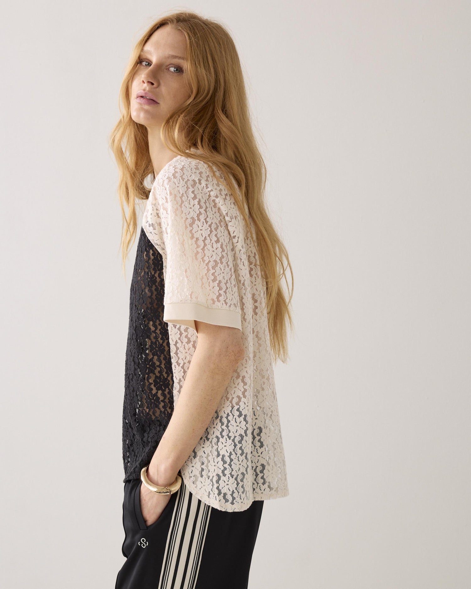 T-shirt baseball en dentelle