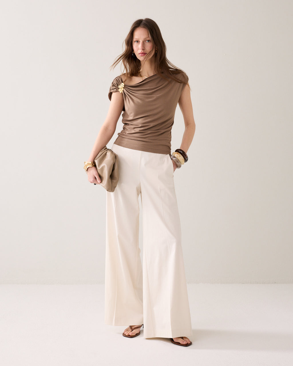 Wear-your-way top met speld