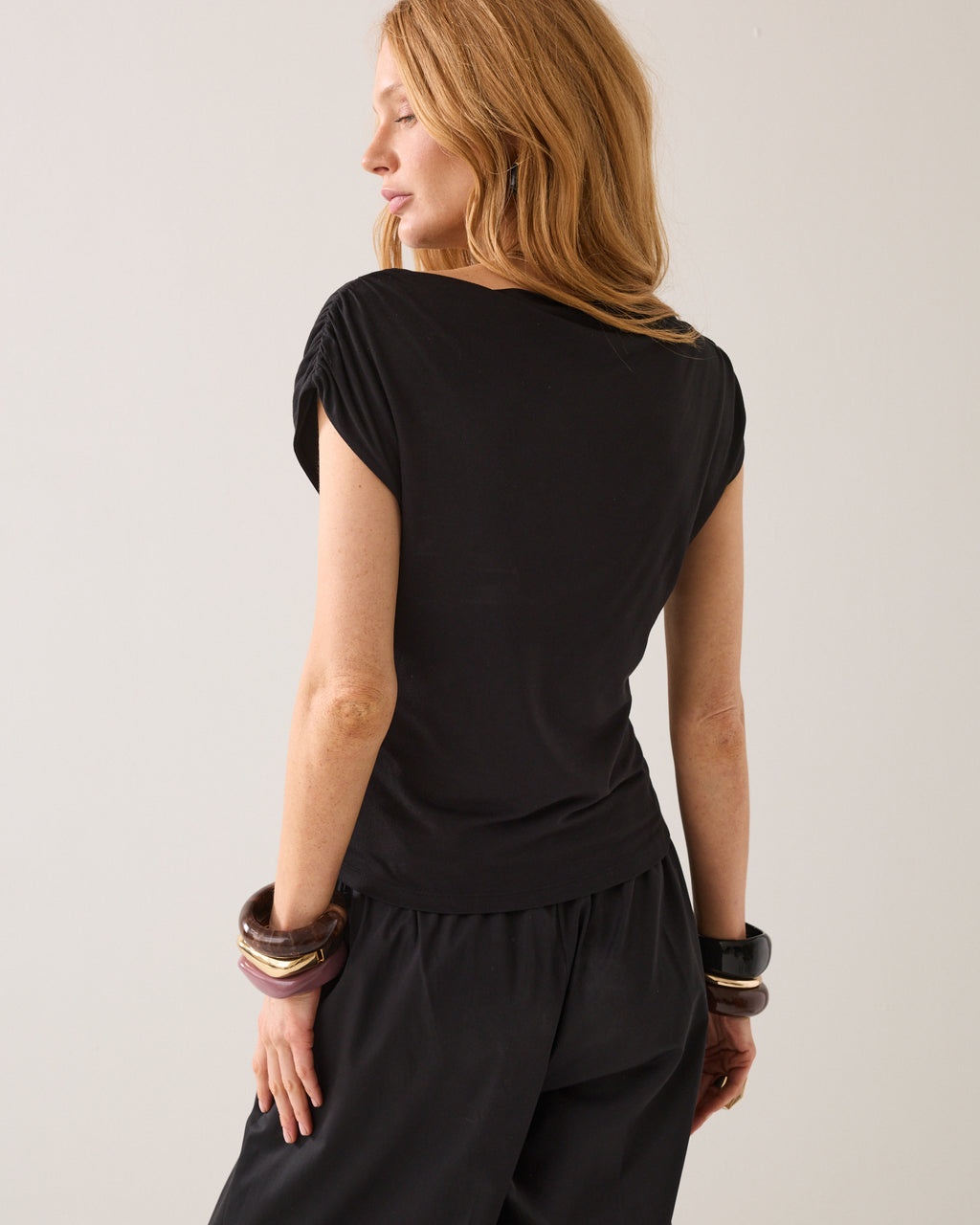 Wear-your-way top met speld