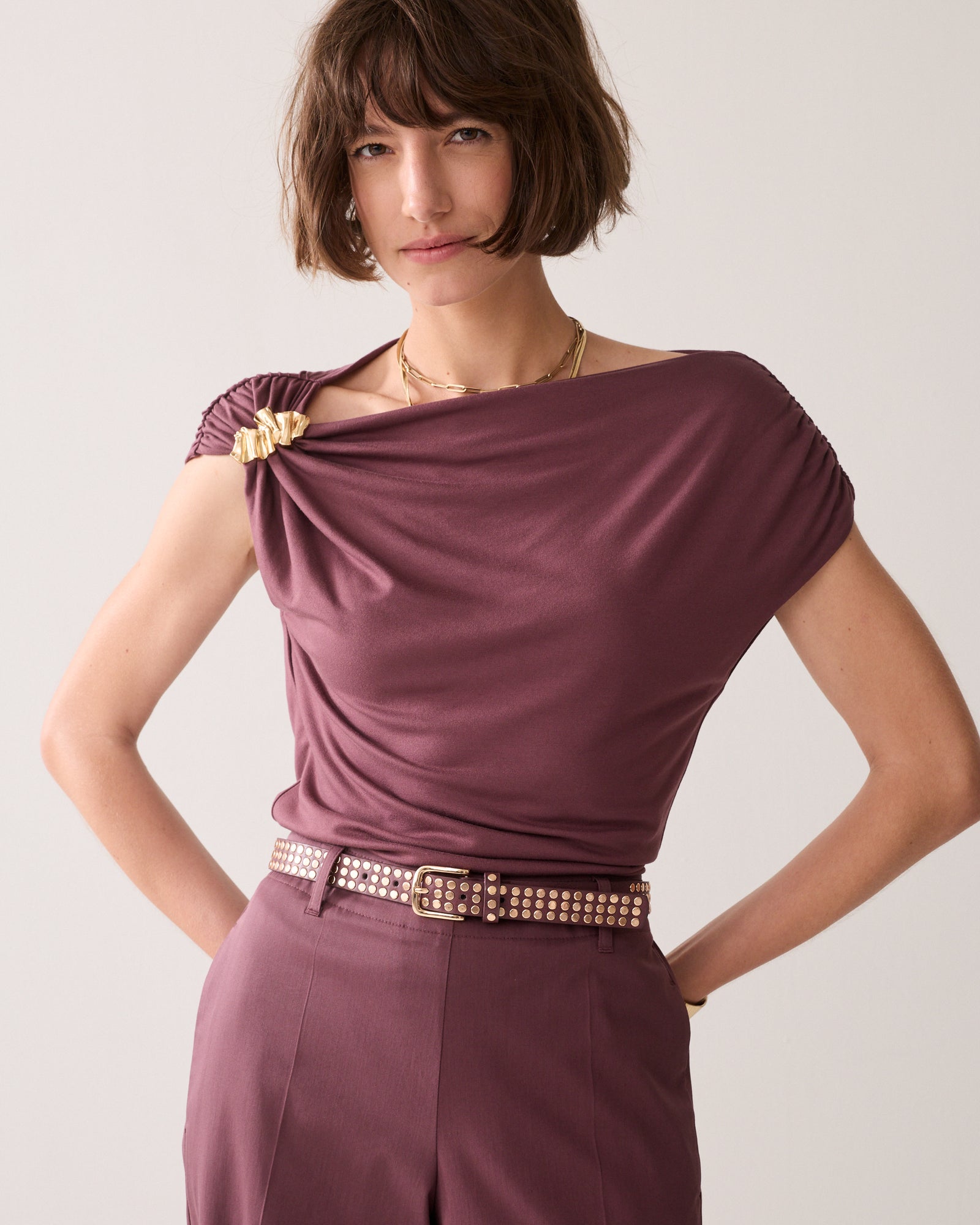 Wear-your-way top met speld