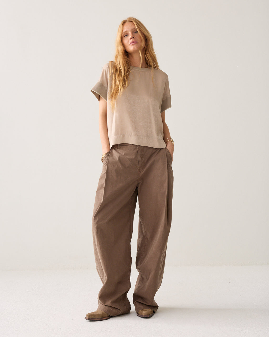 Top boxy en satin mélangé