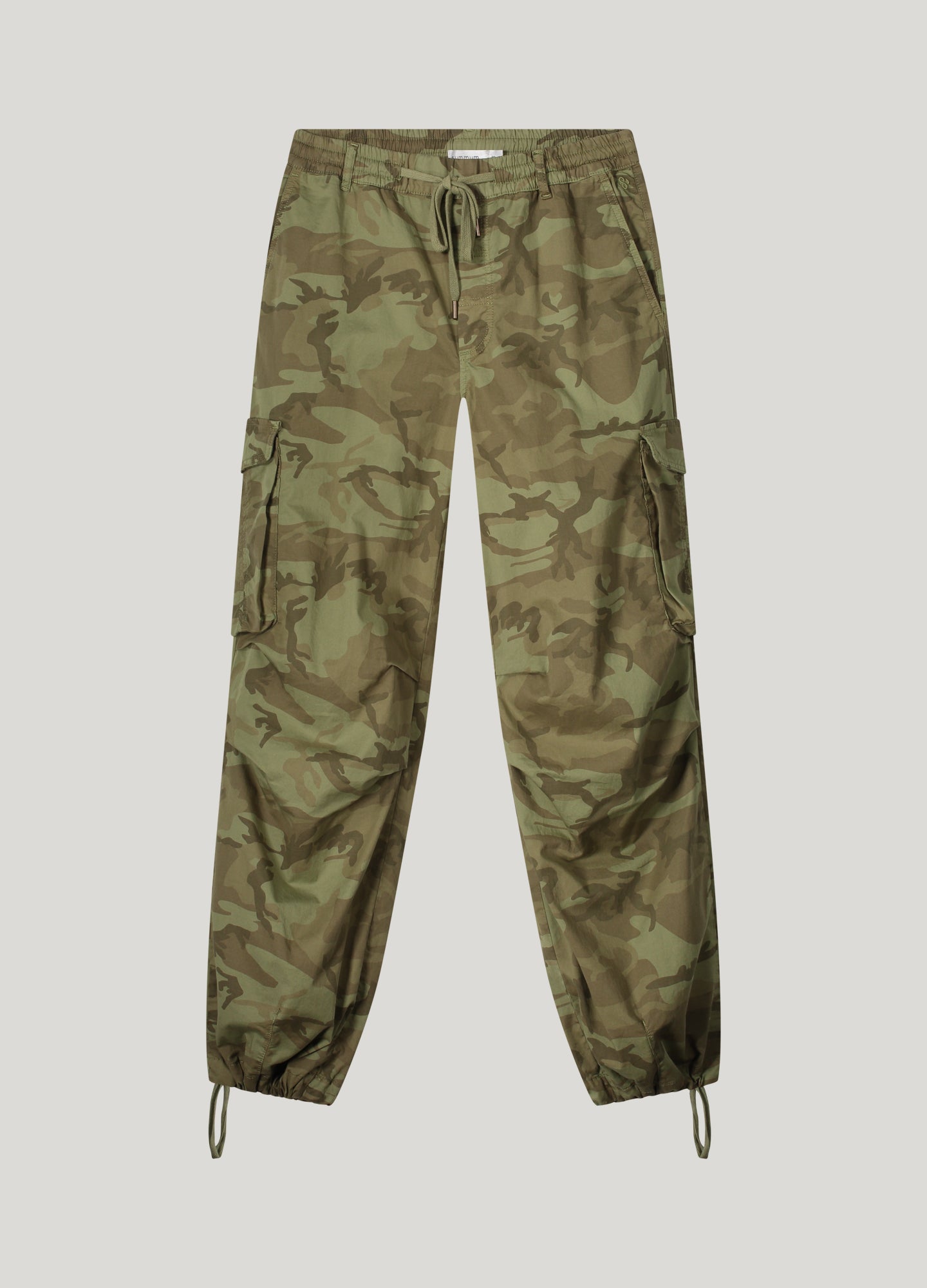 Broek met camouflageprint