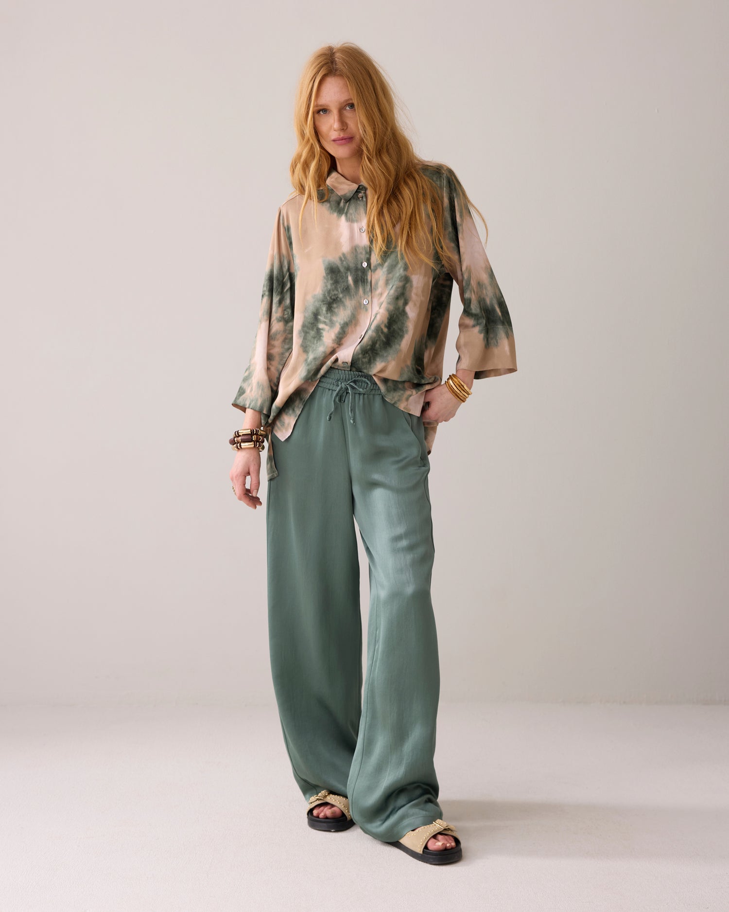 Glanzende lange broek