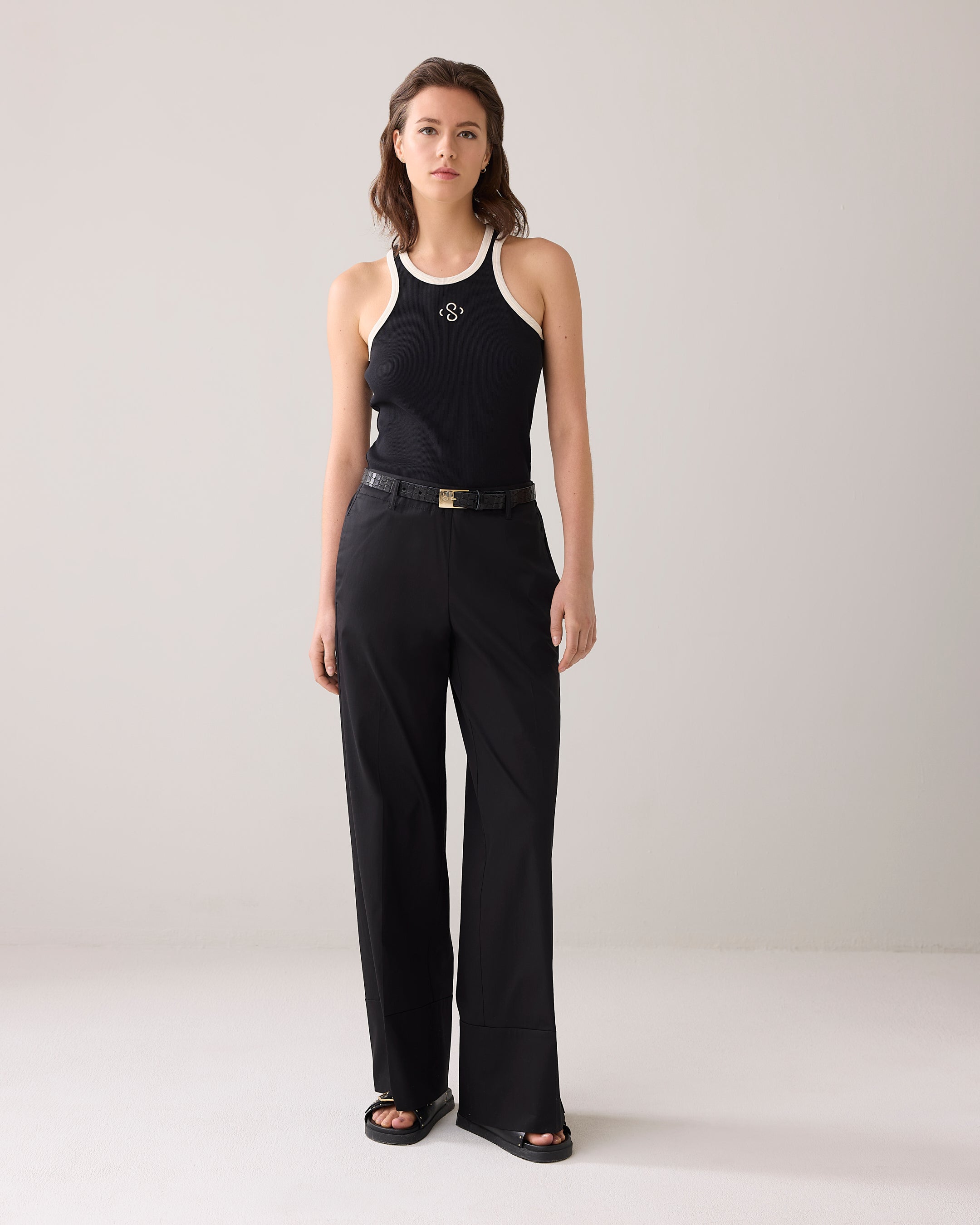 Long trousers with slit – Summum