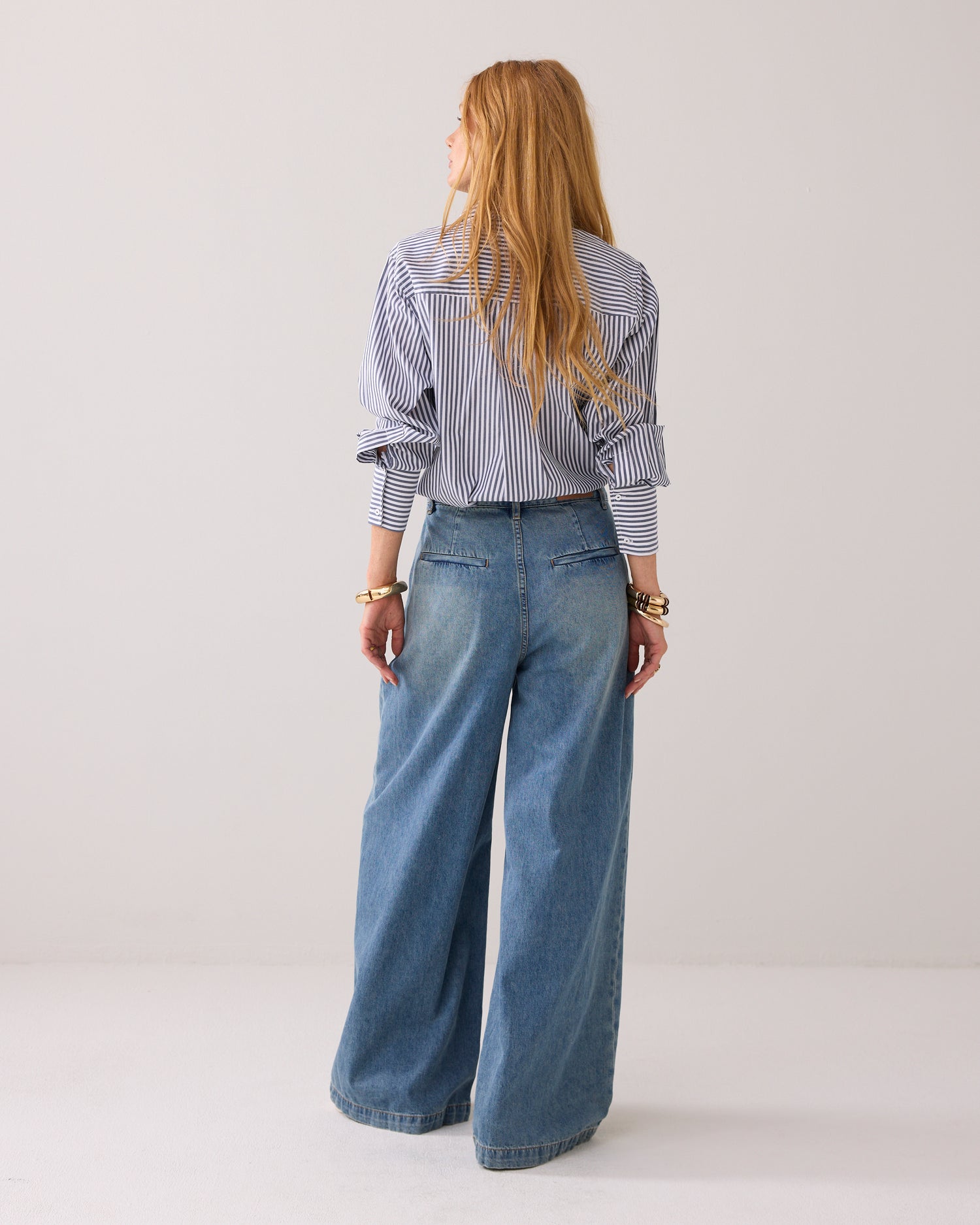 Ultra-wide-leg jeans