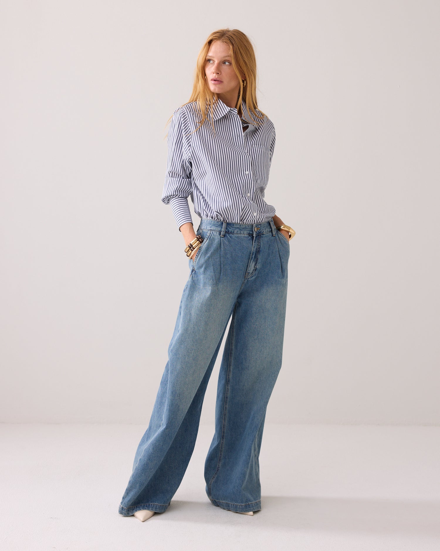 Ultra-wide-leg jeans