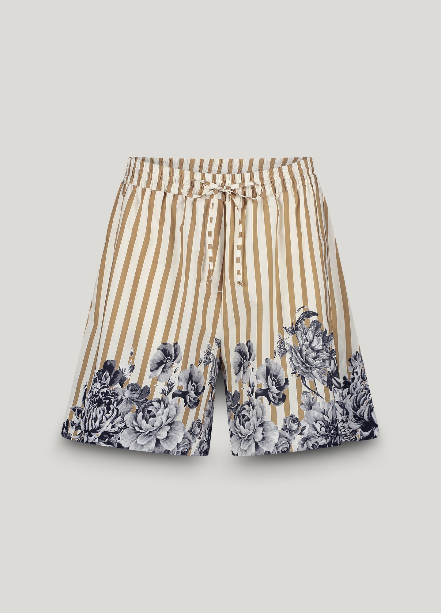 Baggy Shorts Blumendetails