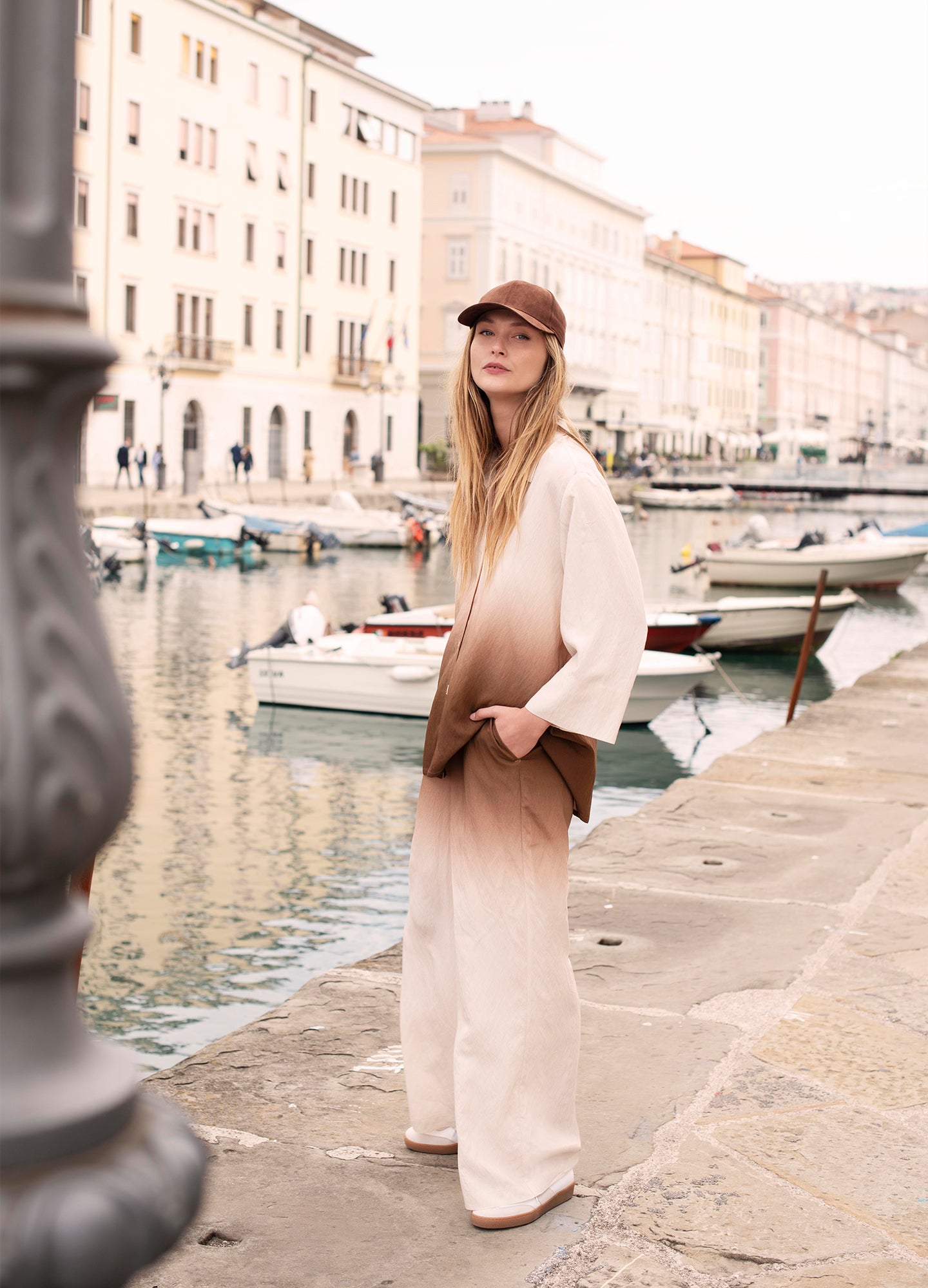 Flowy dip-dye trousers