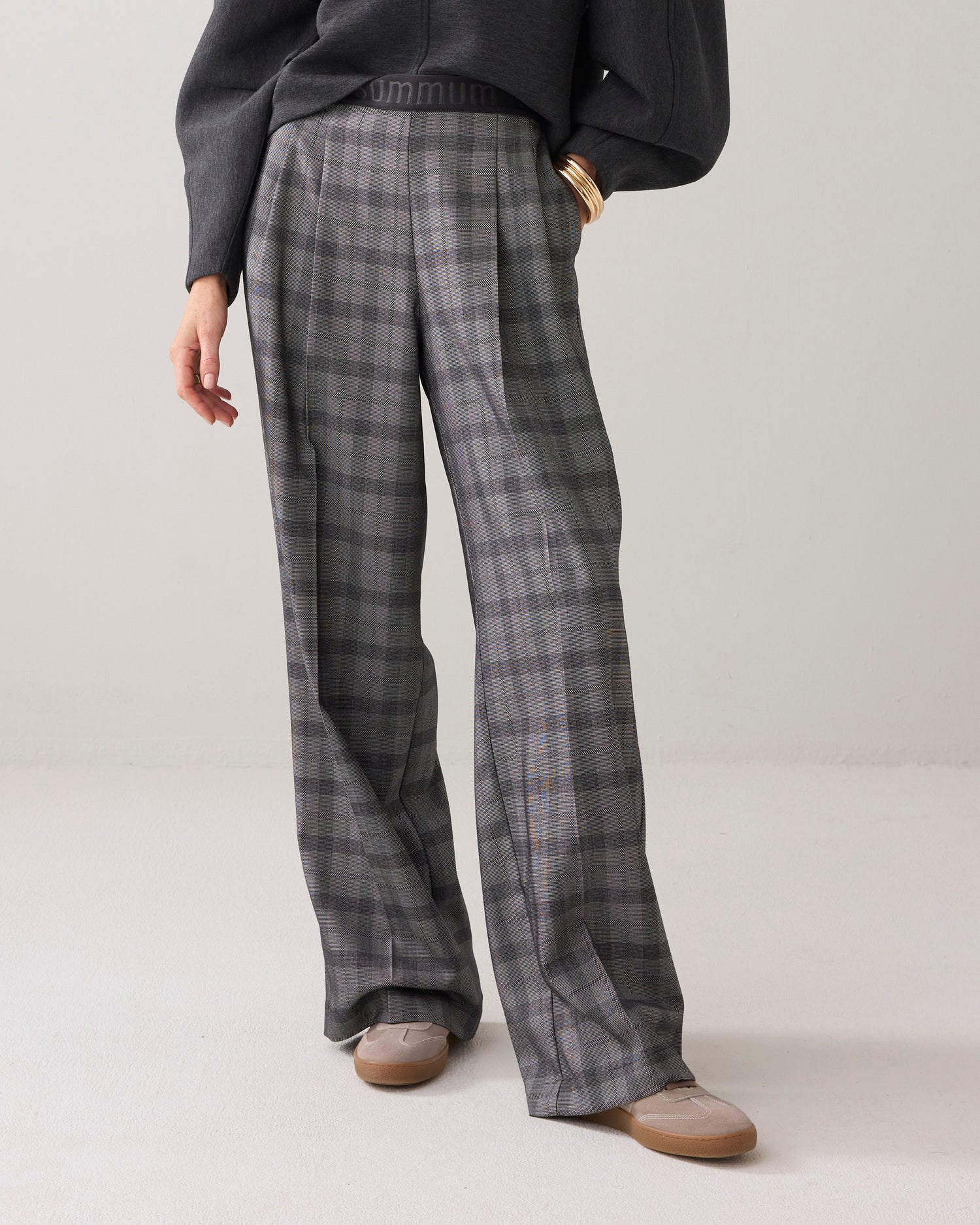 Wide-leg plaid trousers