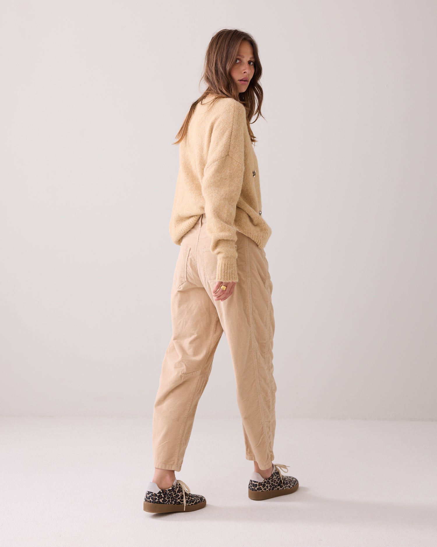 Cocoon-fit corduroy trousers