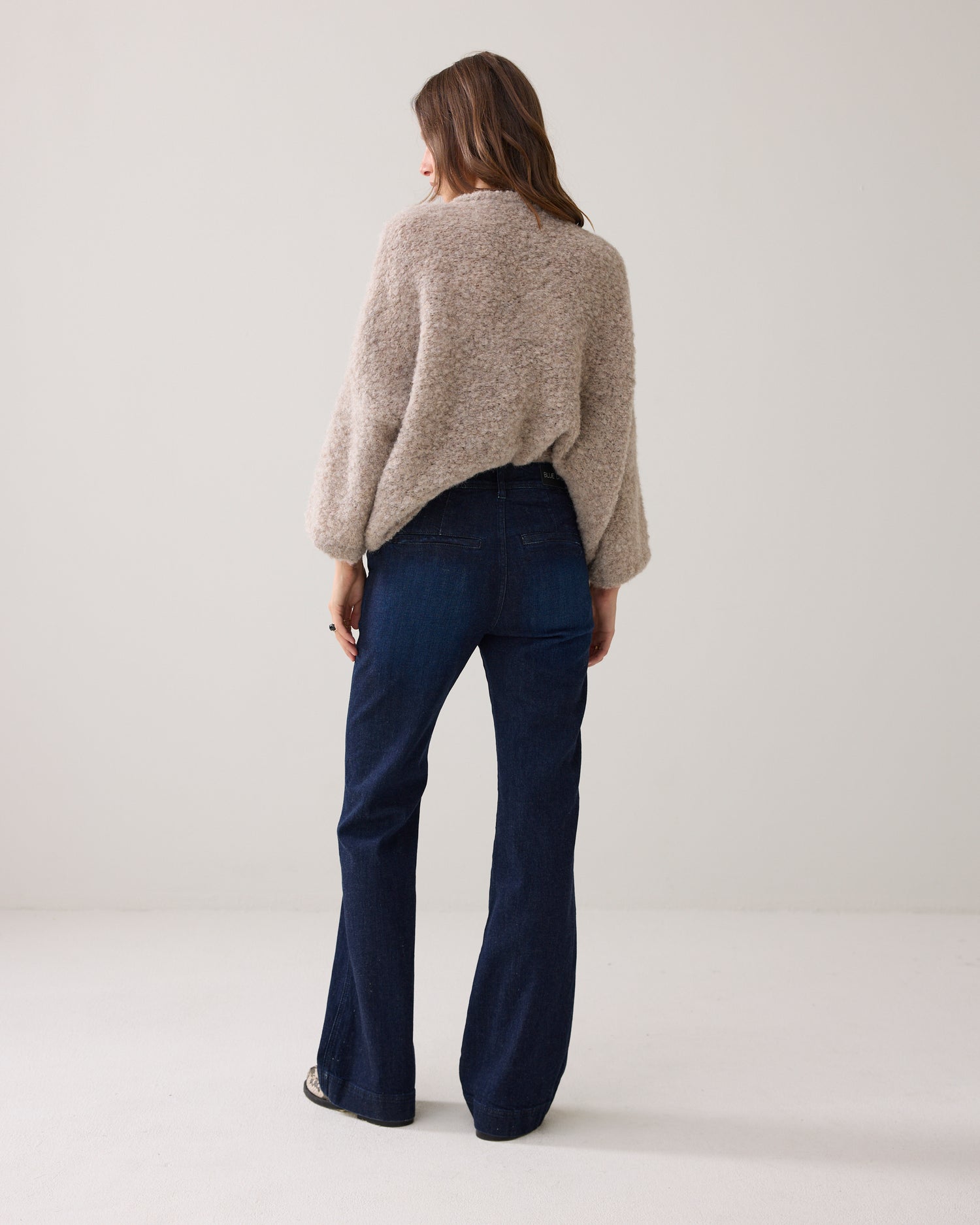 Rinse-wash flared jeans
