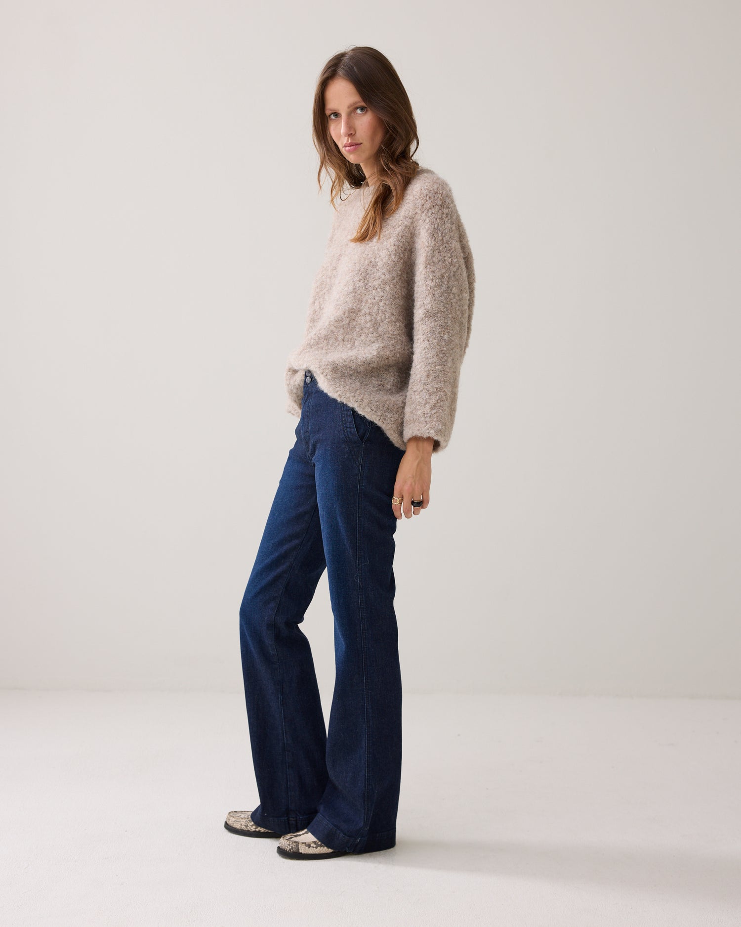 Rinse-wash flared jeans