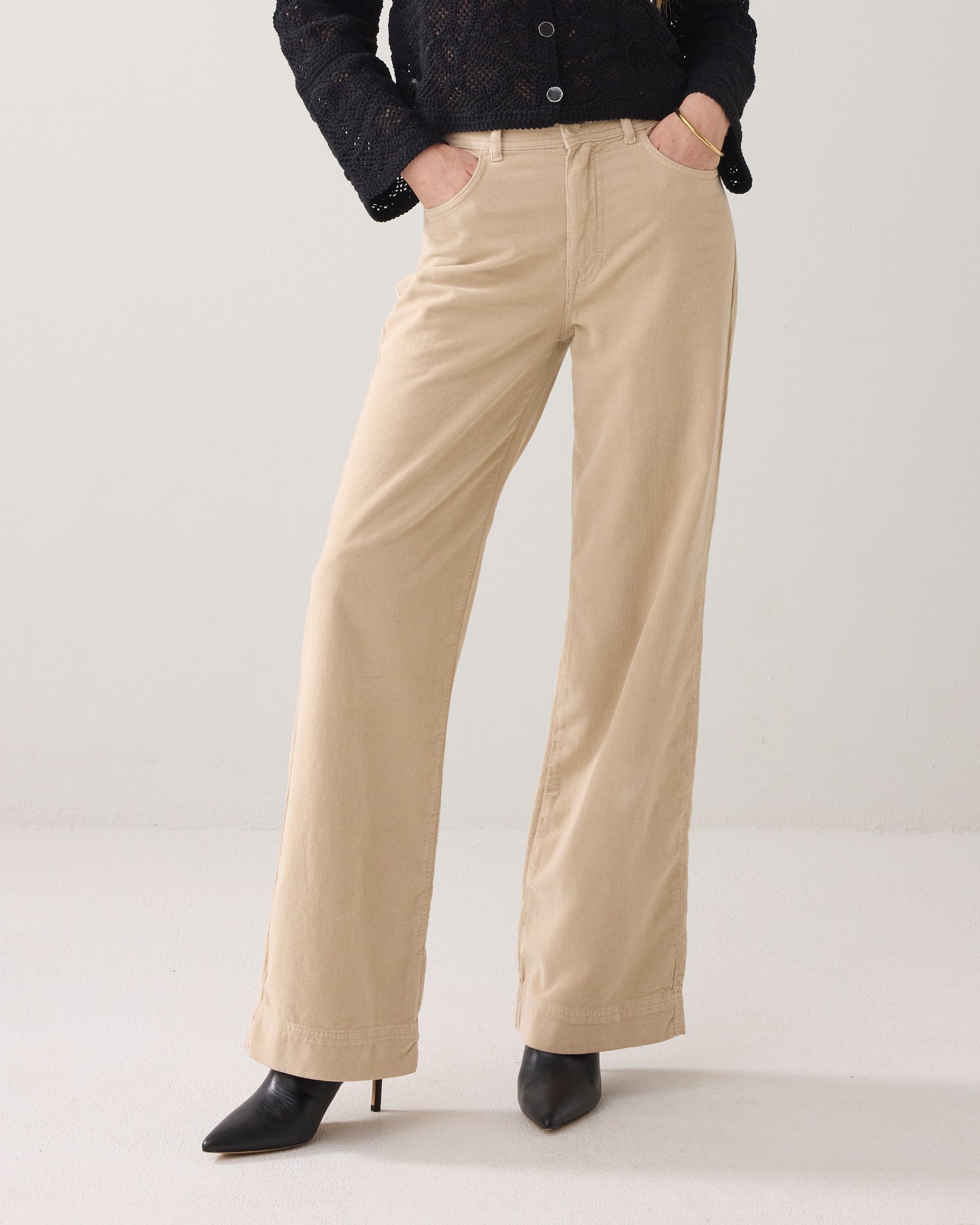 Flared trousers in baby corduroy