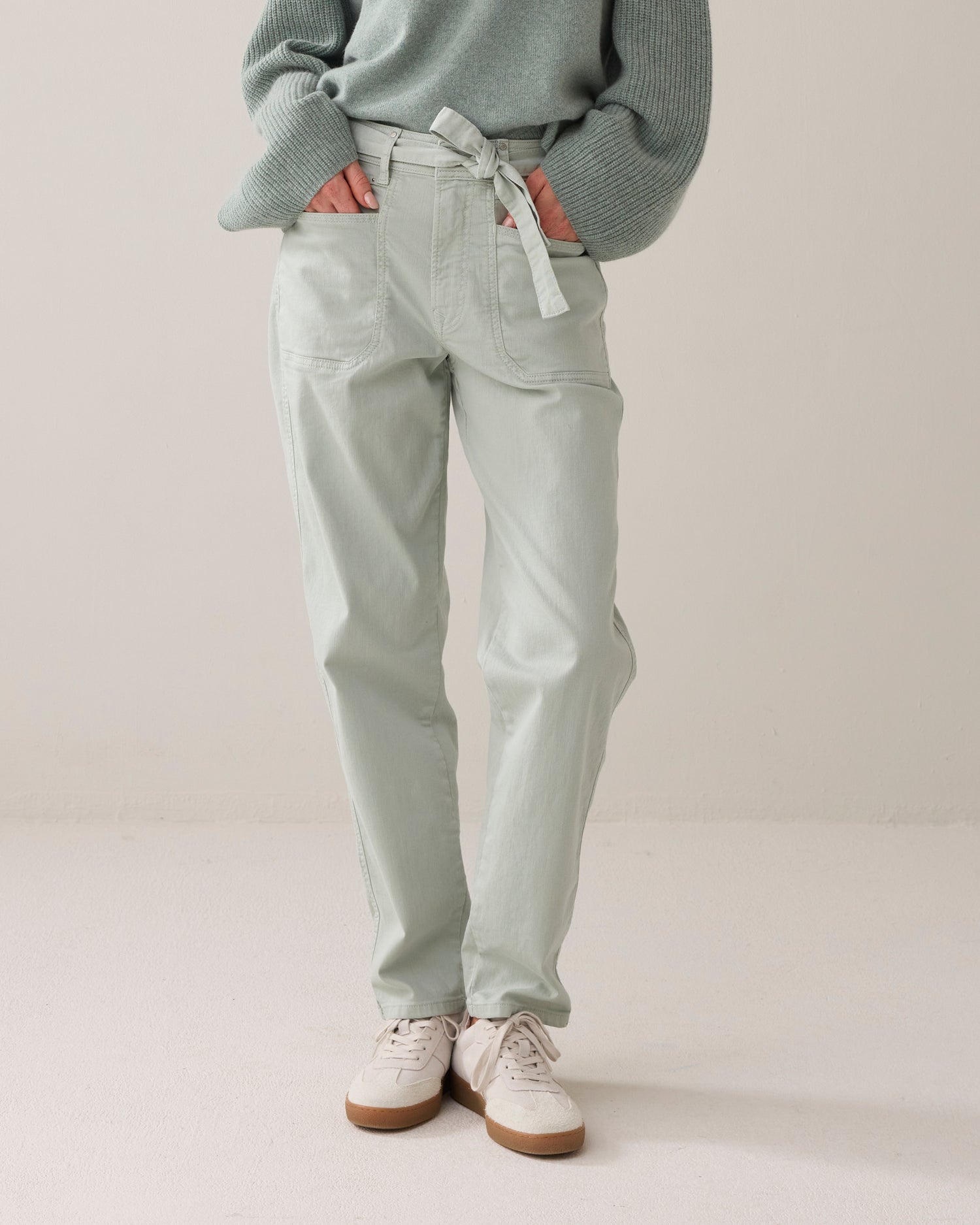 Tapered fit broek met riem