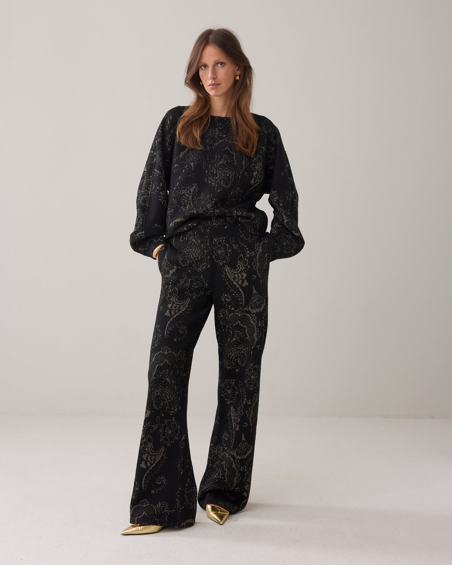 Pants foam jacquard