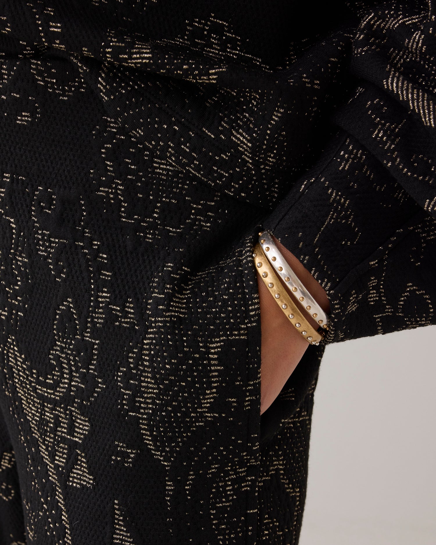 Pants foam jacquard