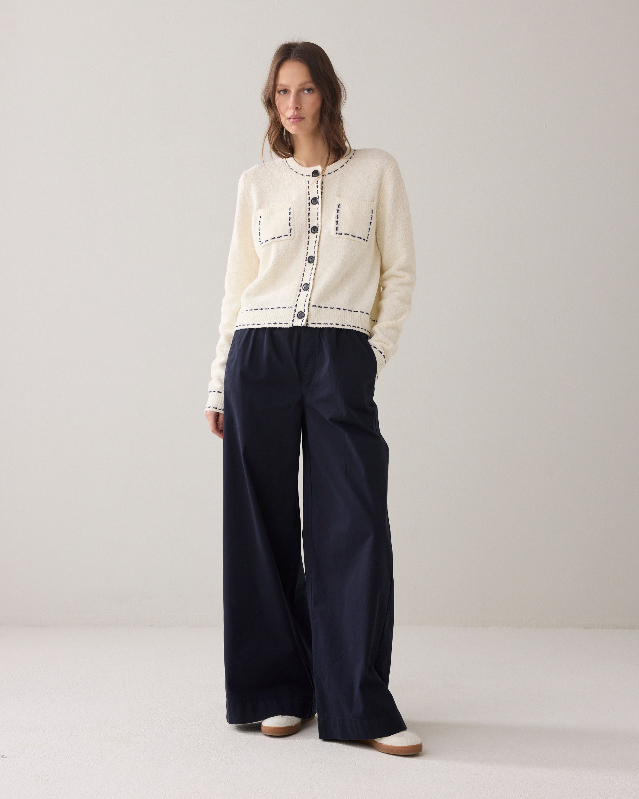 Zachte broek met wijde pijpen