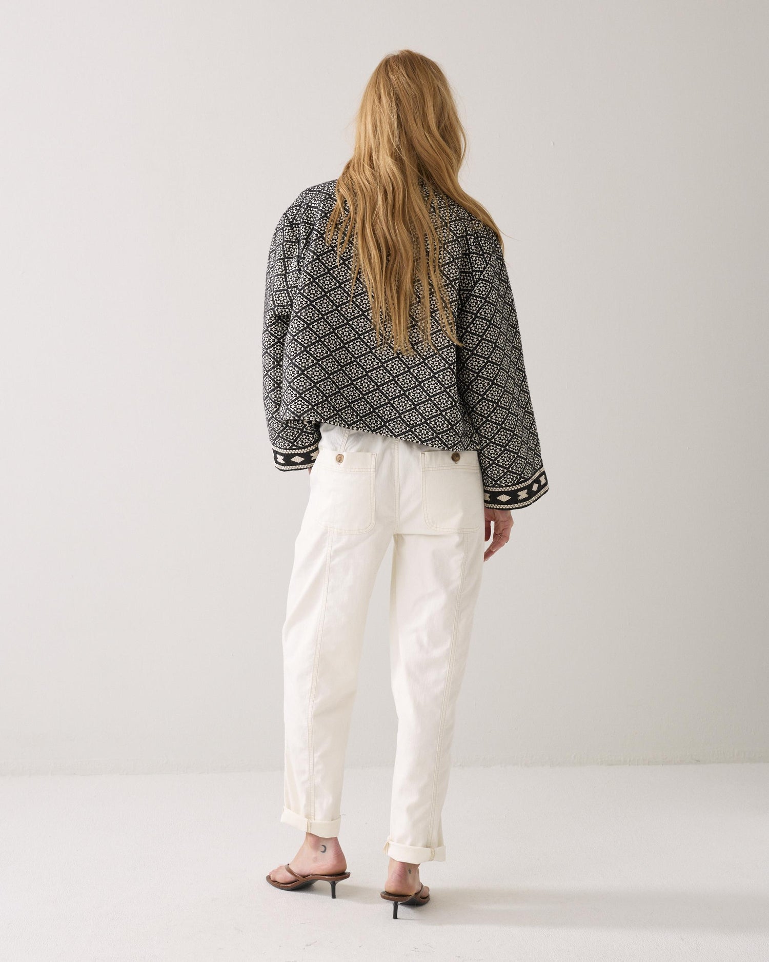 Pantalon ample, fuselé, avec fermeture à cordon de serrage