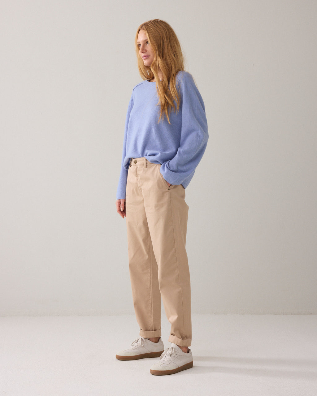 Slim chino satijngeweven
