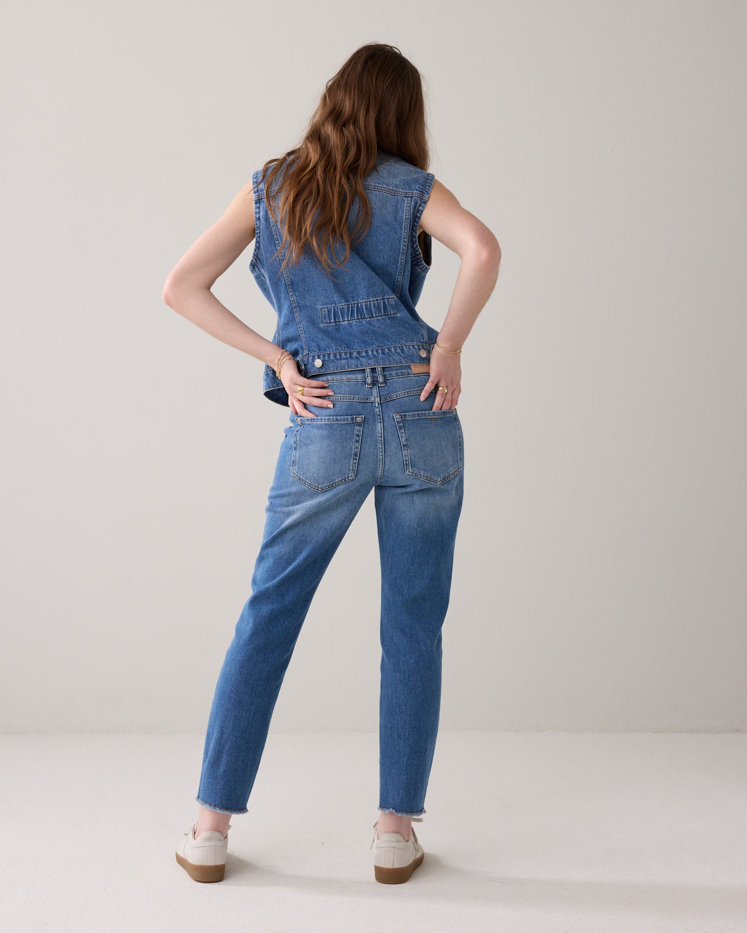 Tapered jeans stonewash