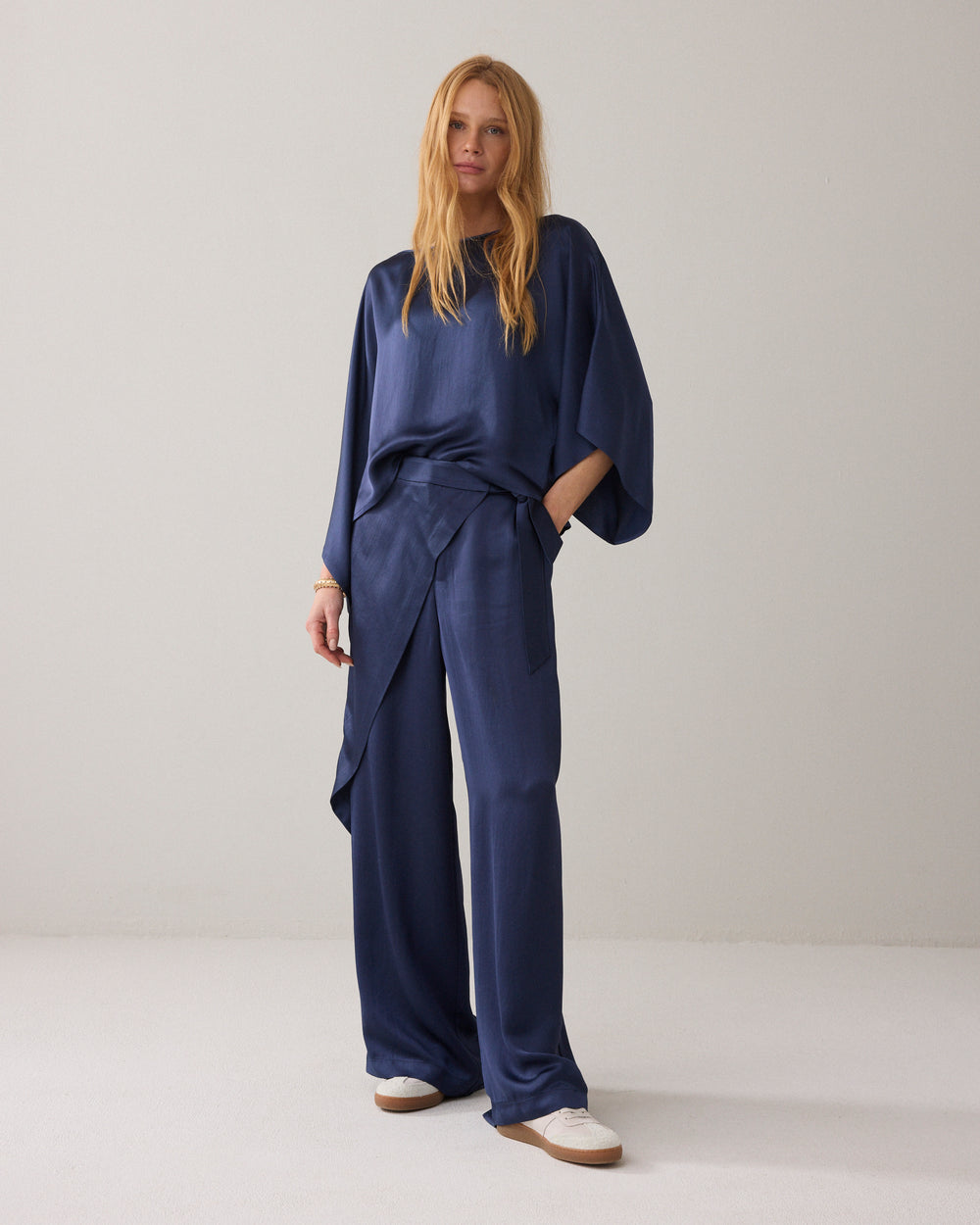 Wijde broek met overslag