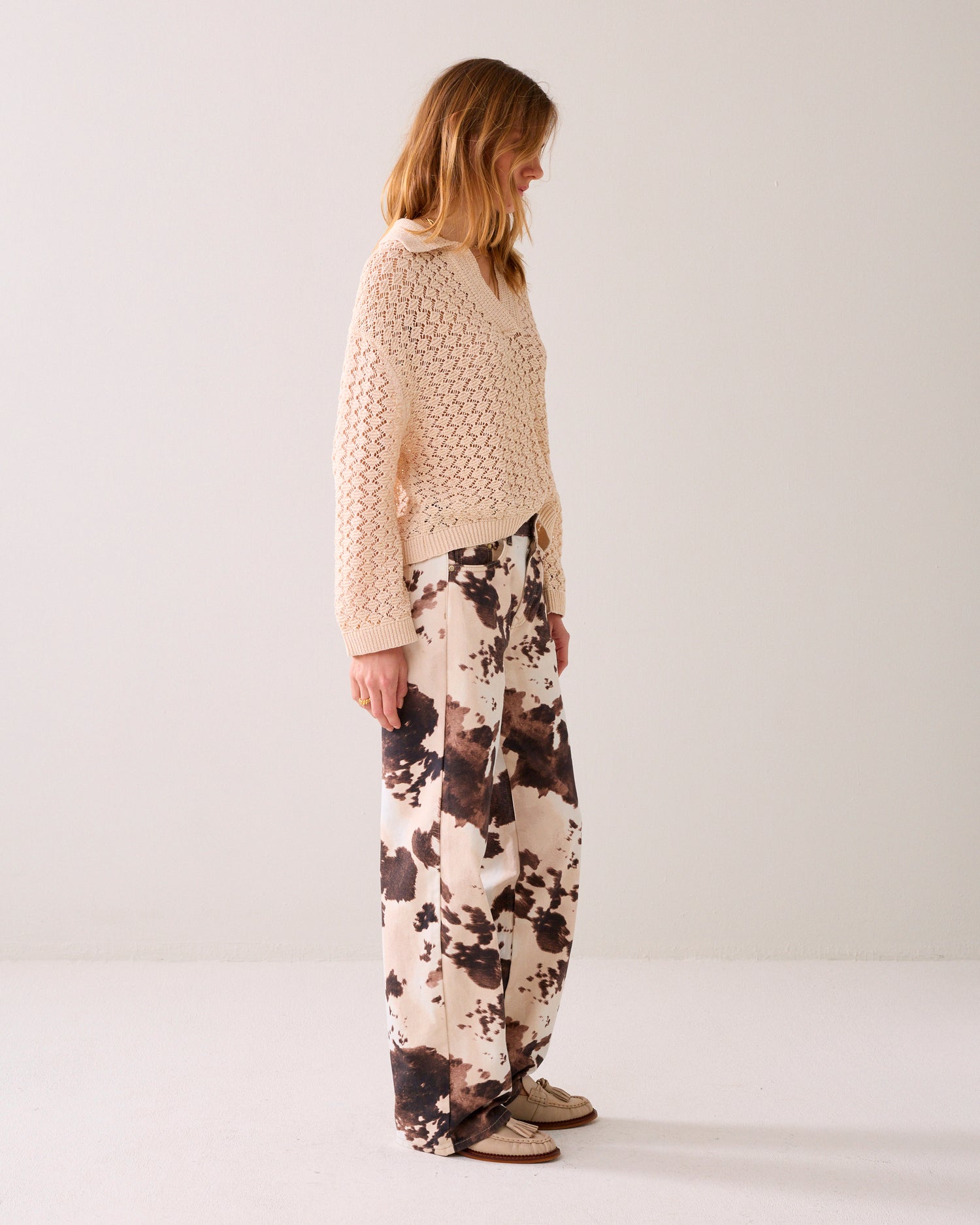 Pantalon droit ample imprimé vache