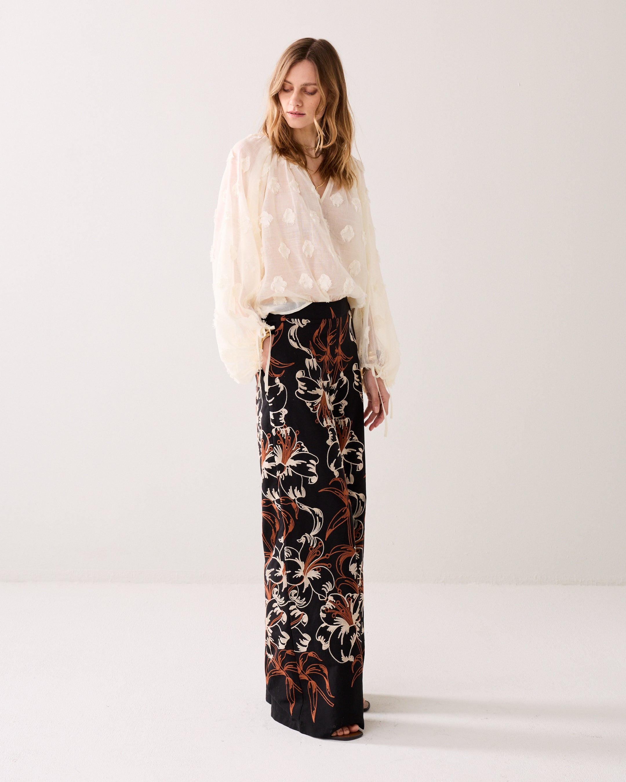 Pantalon long brodé