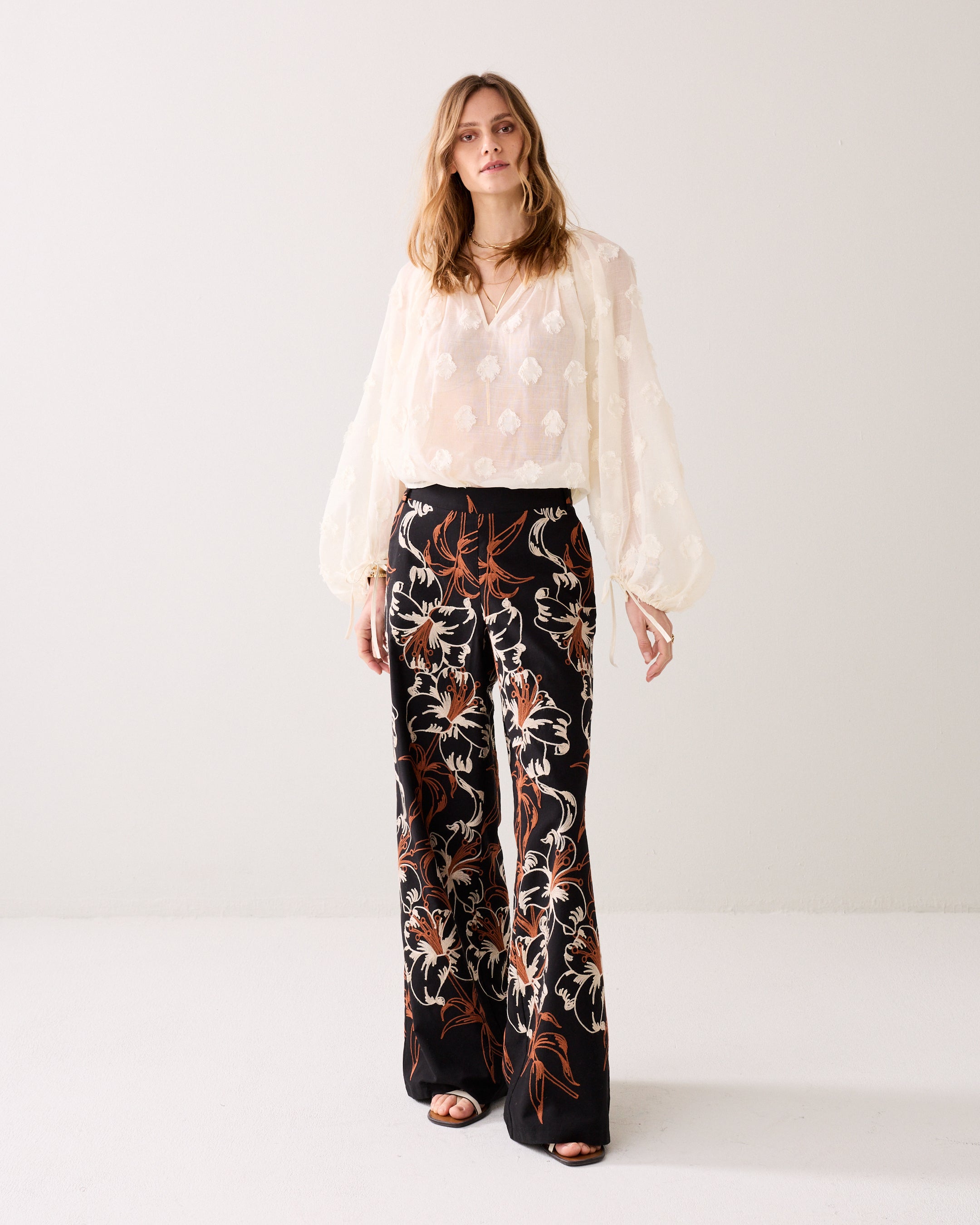 Pantalon long brodé