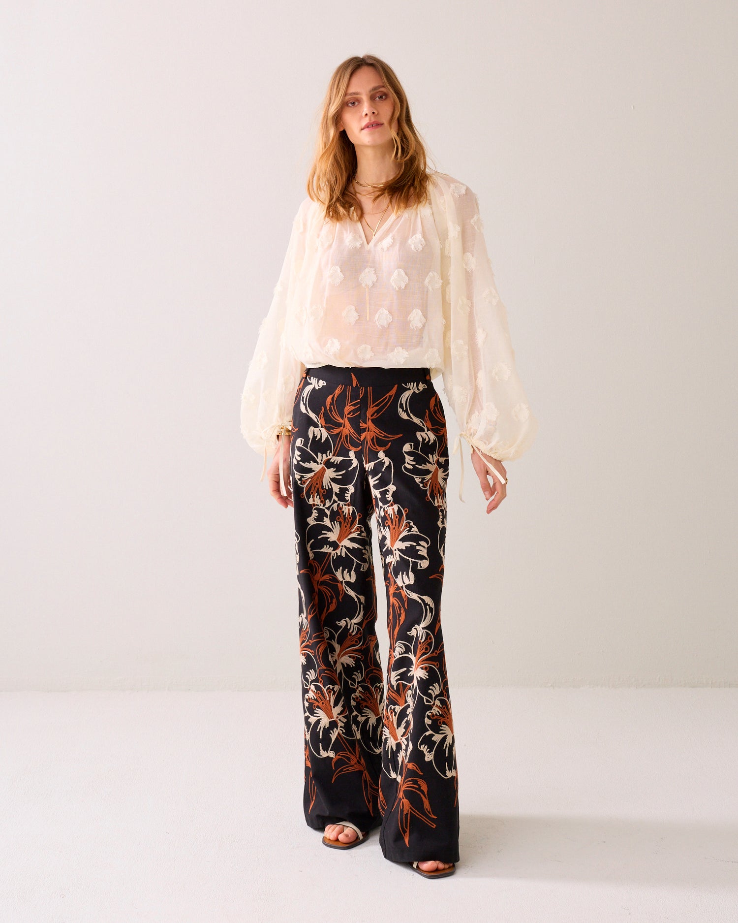 Pantalon long brodé