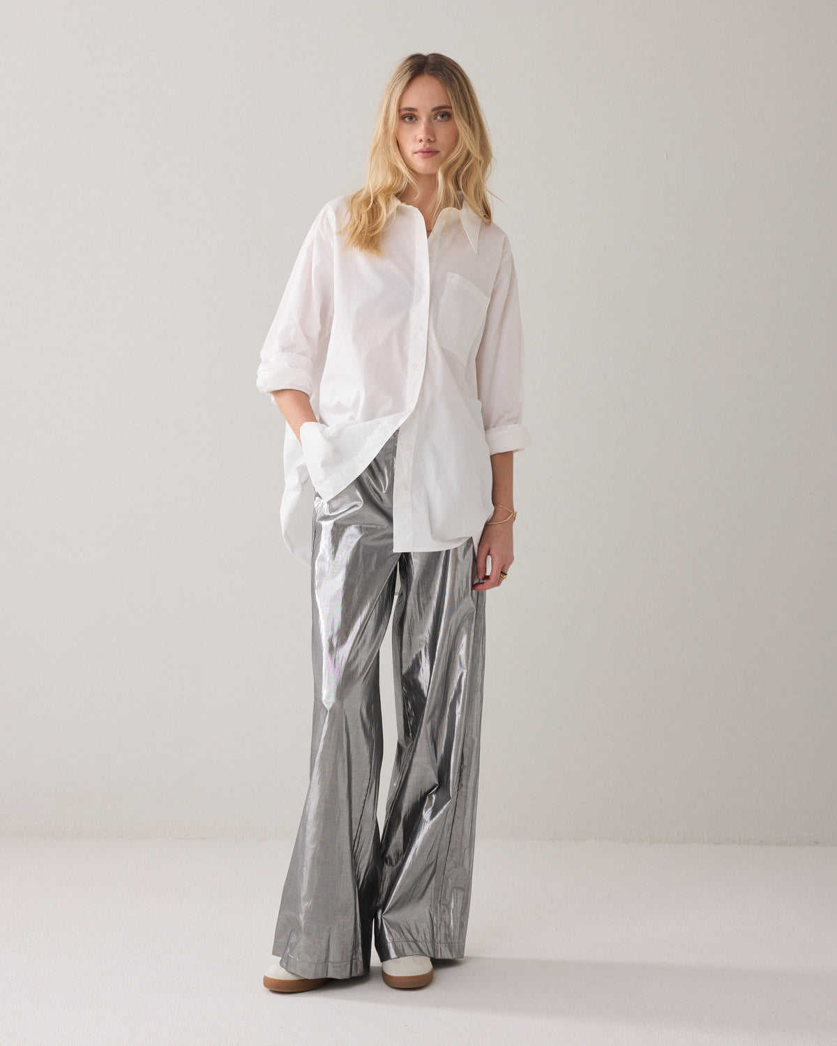 Wijde broek shiny zilver