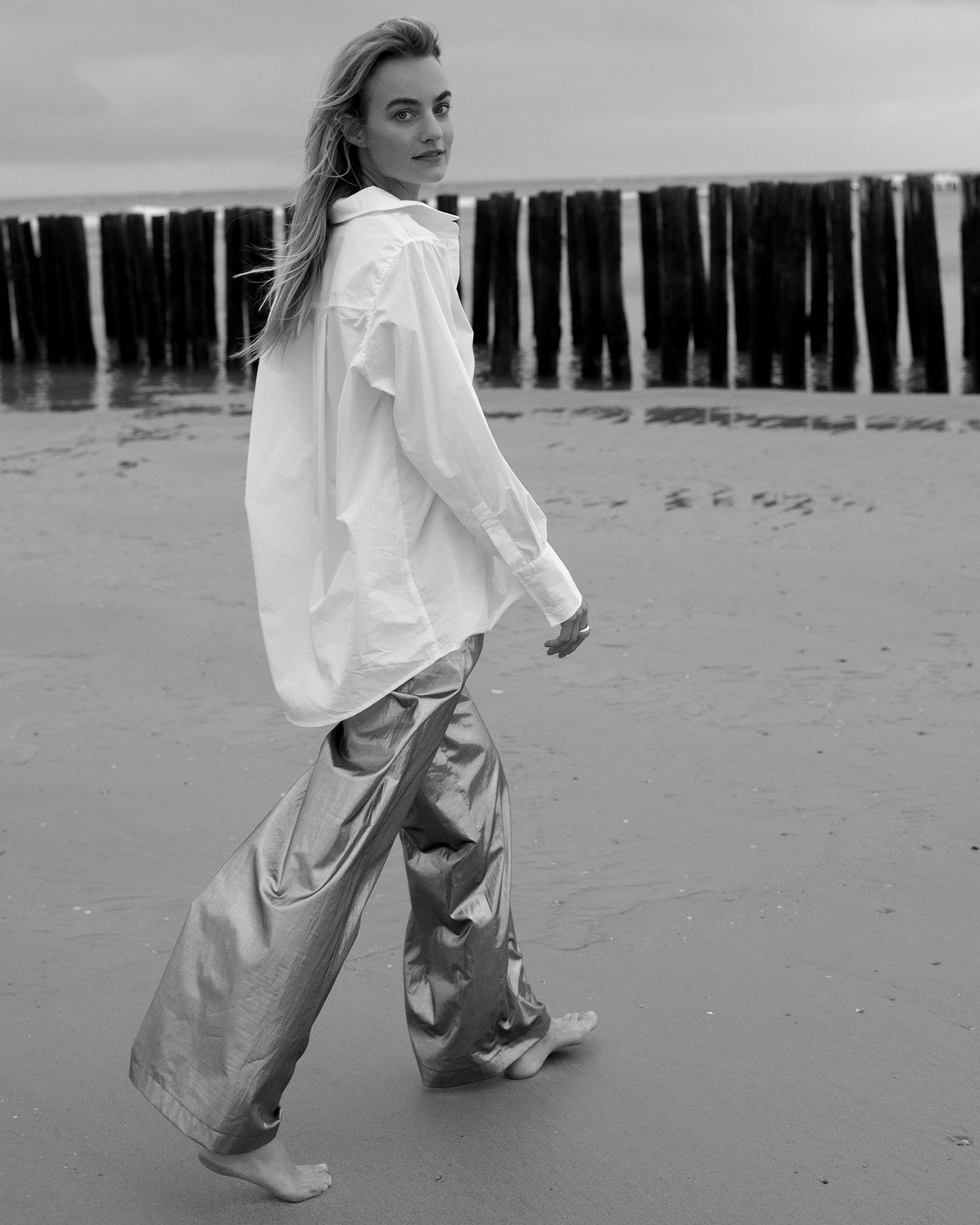 Weite Hose shiny Silver