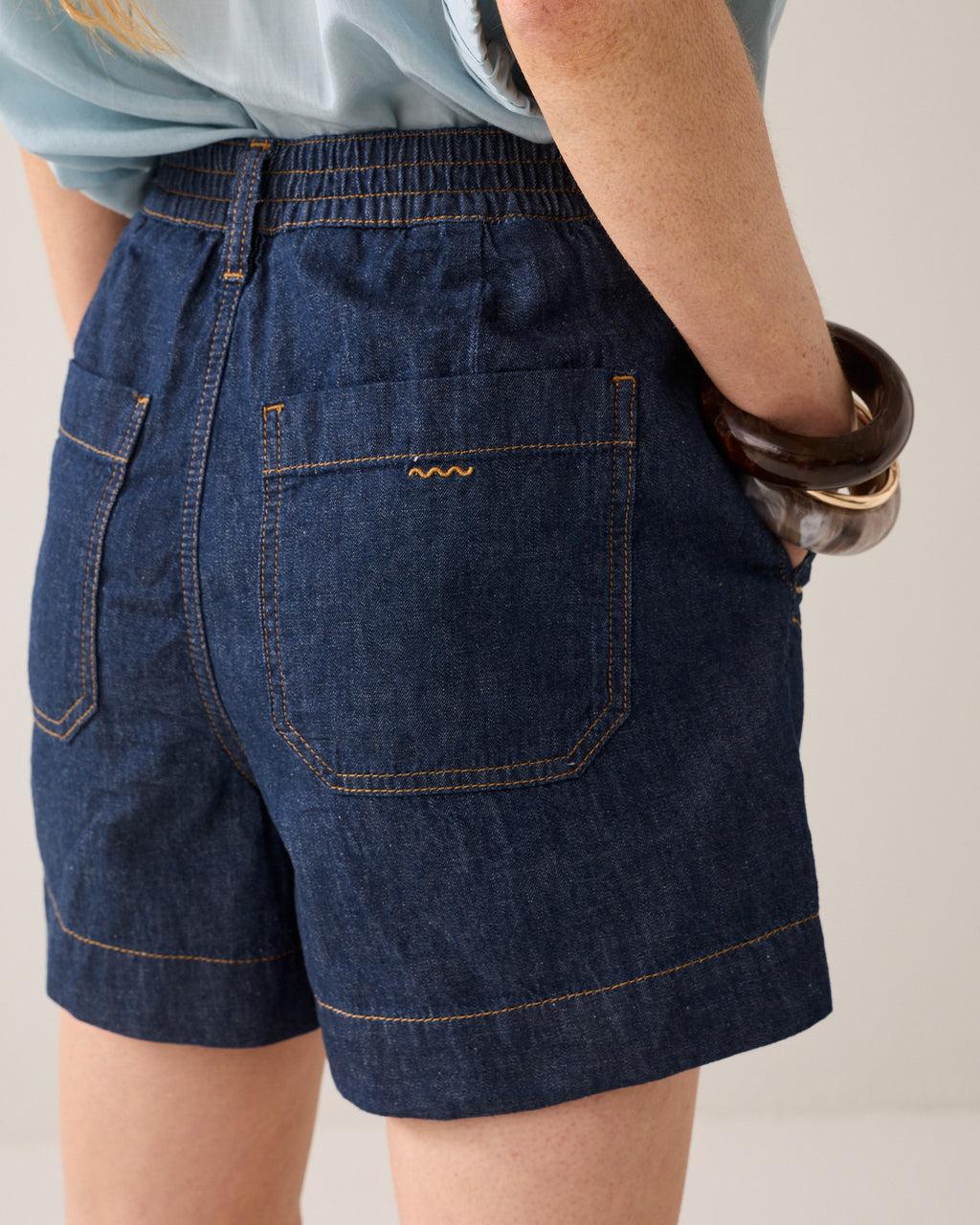 Denim-Shorts Rinse-Waschung