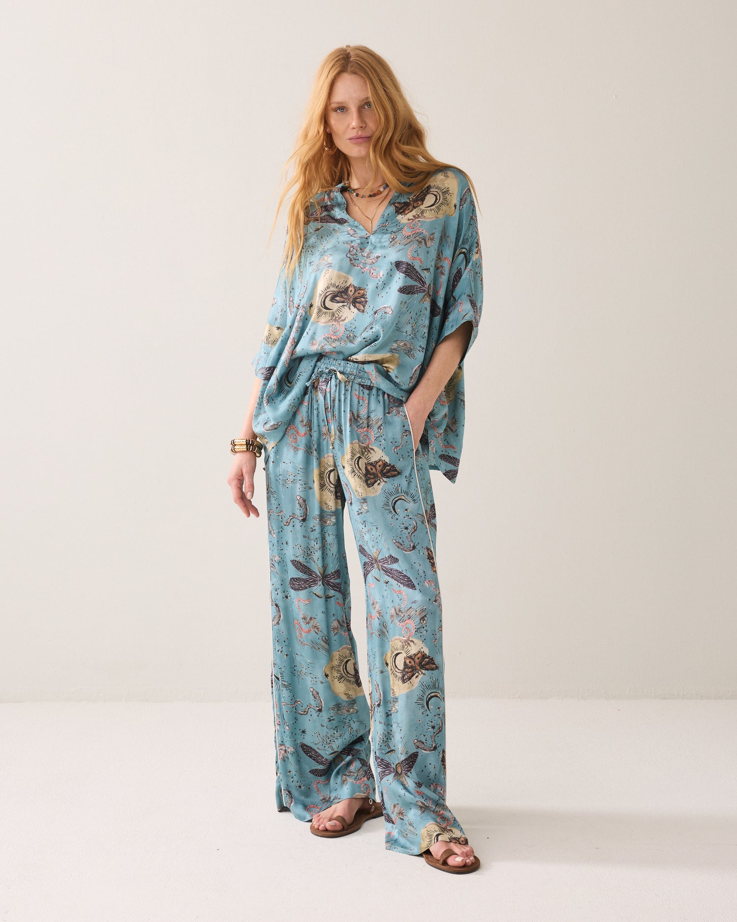 Satin loose-fitting trousers