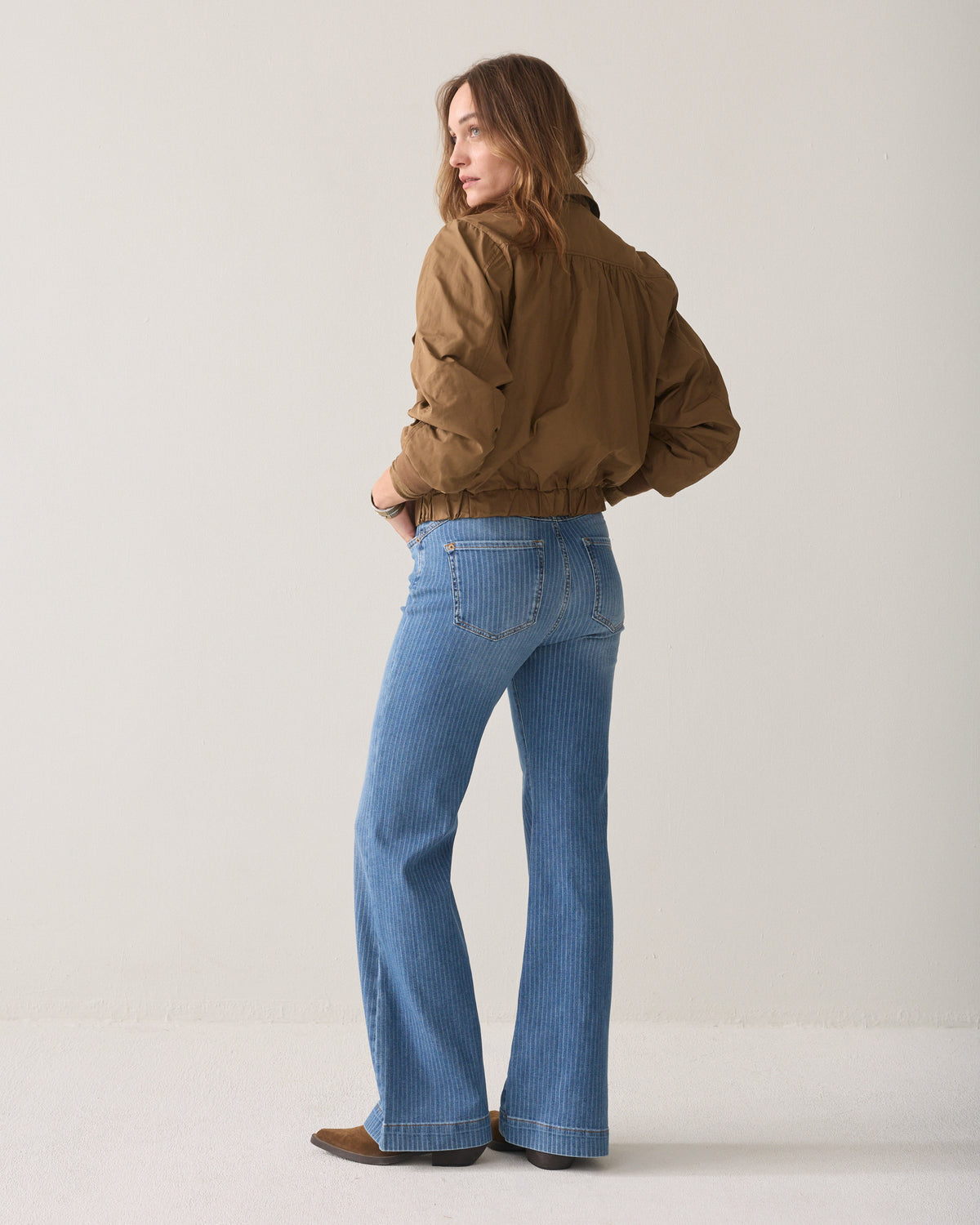 Stone-wash flared jeans