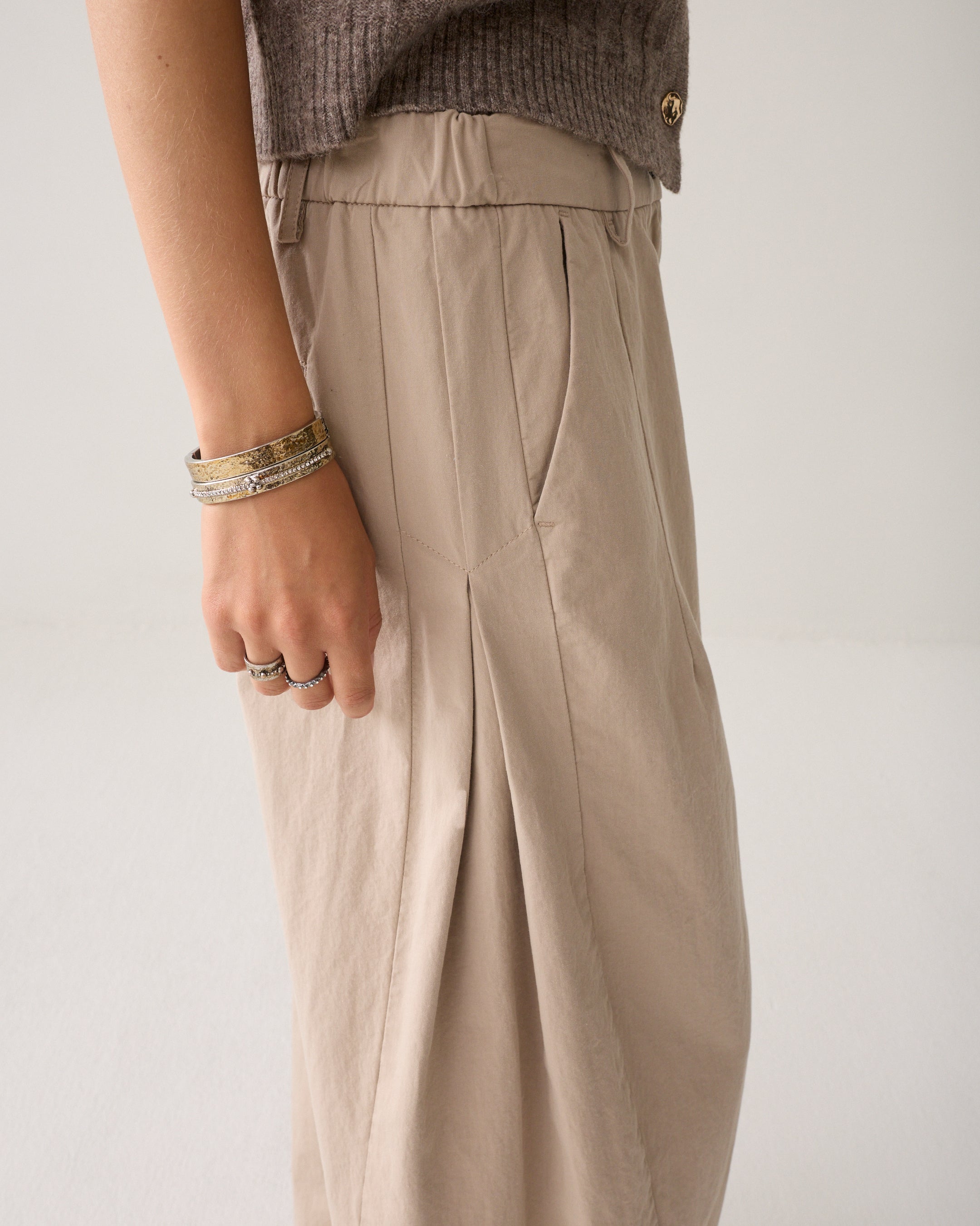 Cocoonfit broek stolpplooi
