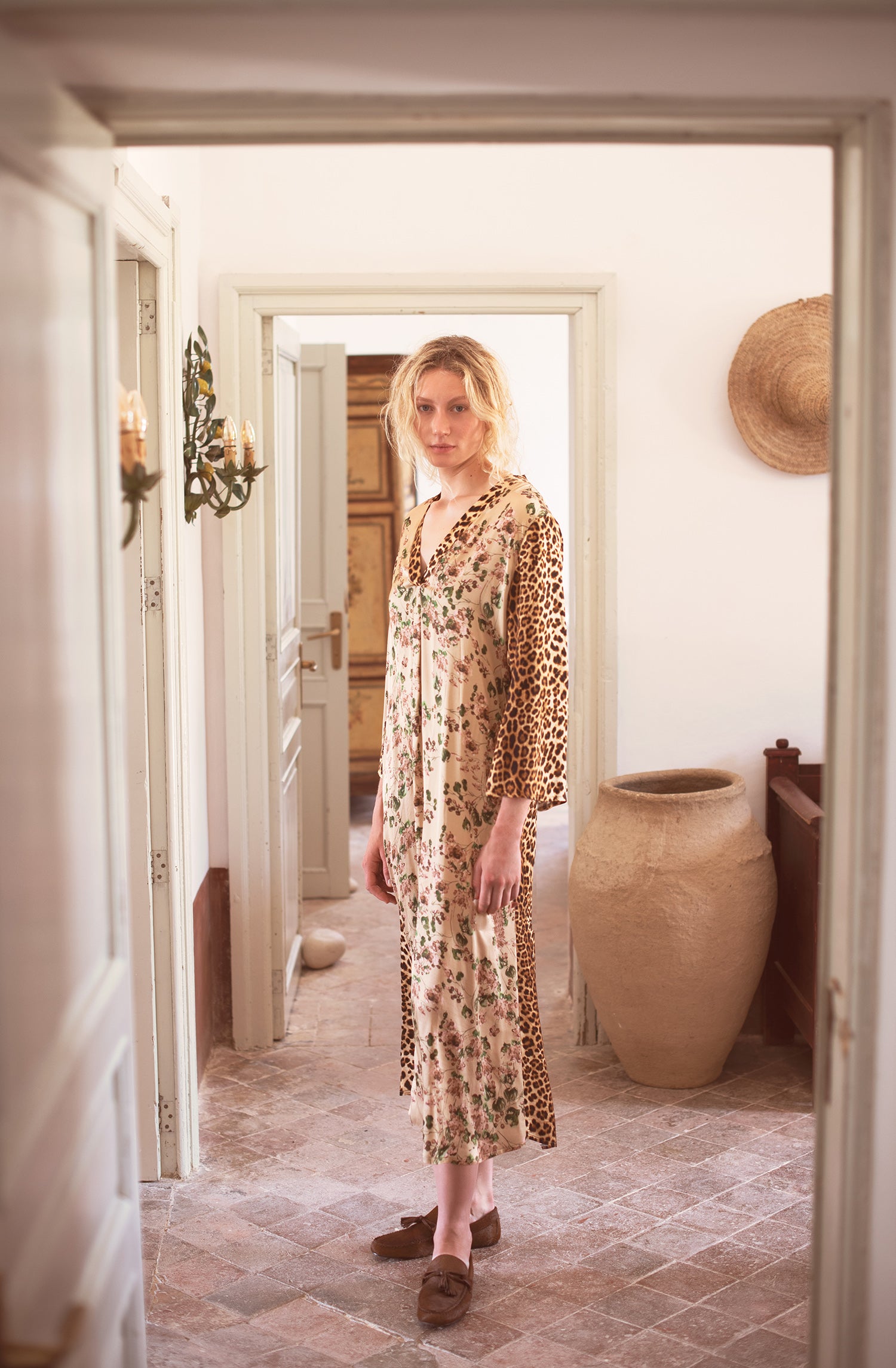 Midi Jurk Jurkje Met Print Midi Dress In Mix Of Prints – Summum