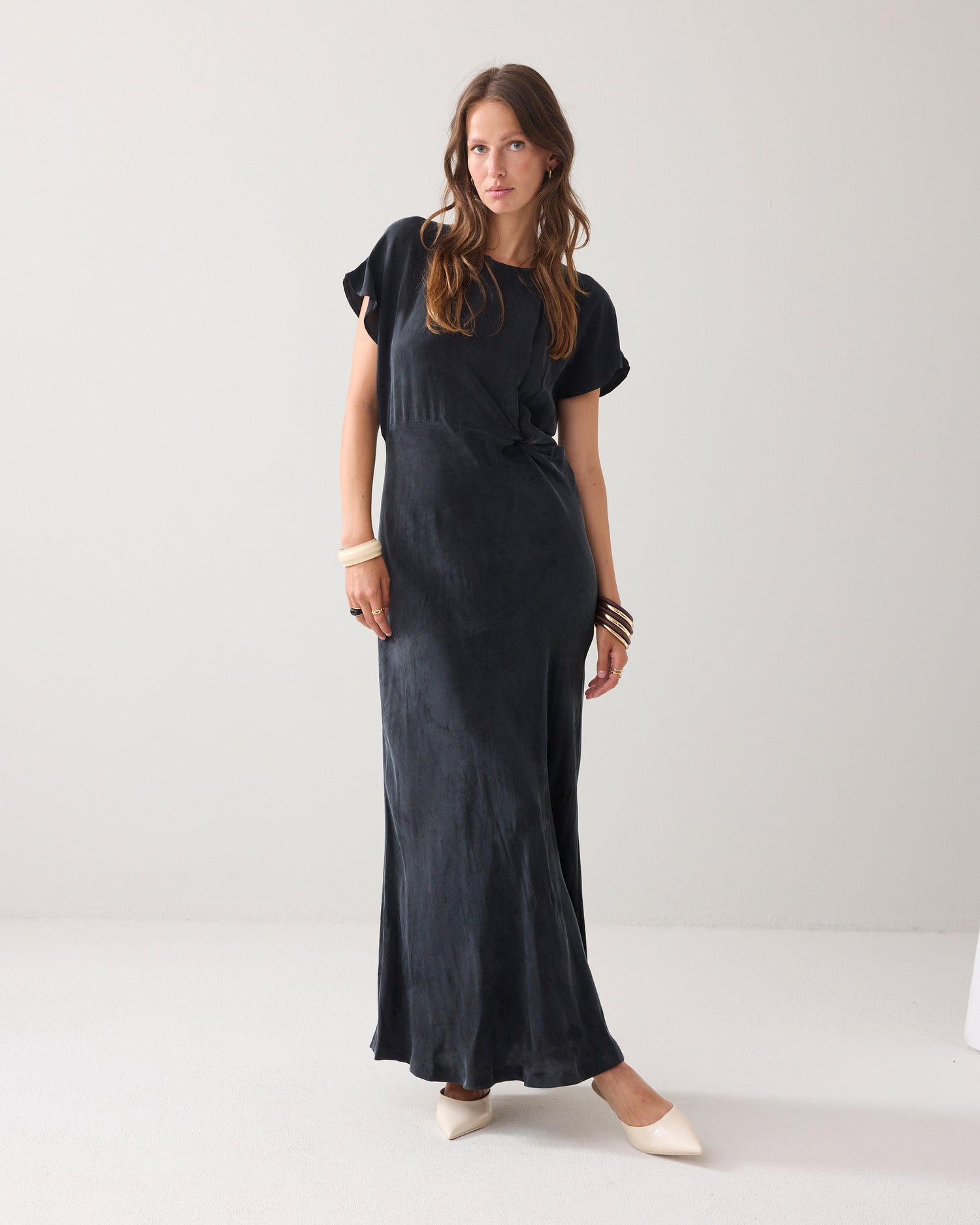 Long dress in cupro fabric