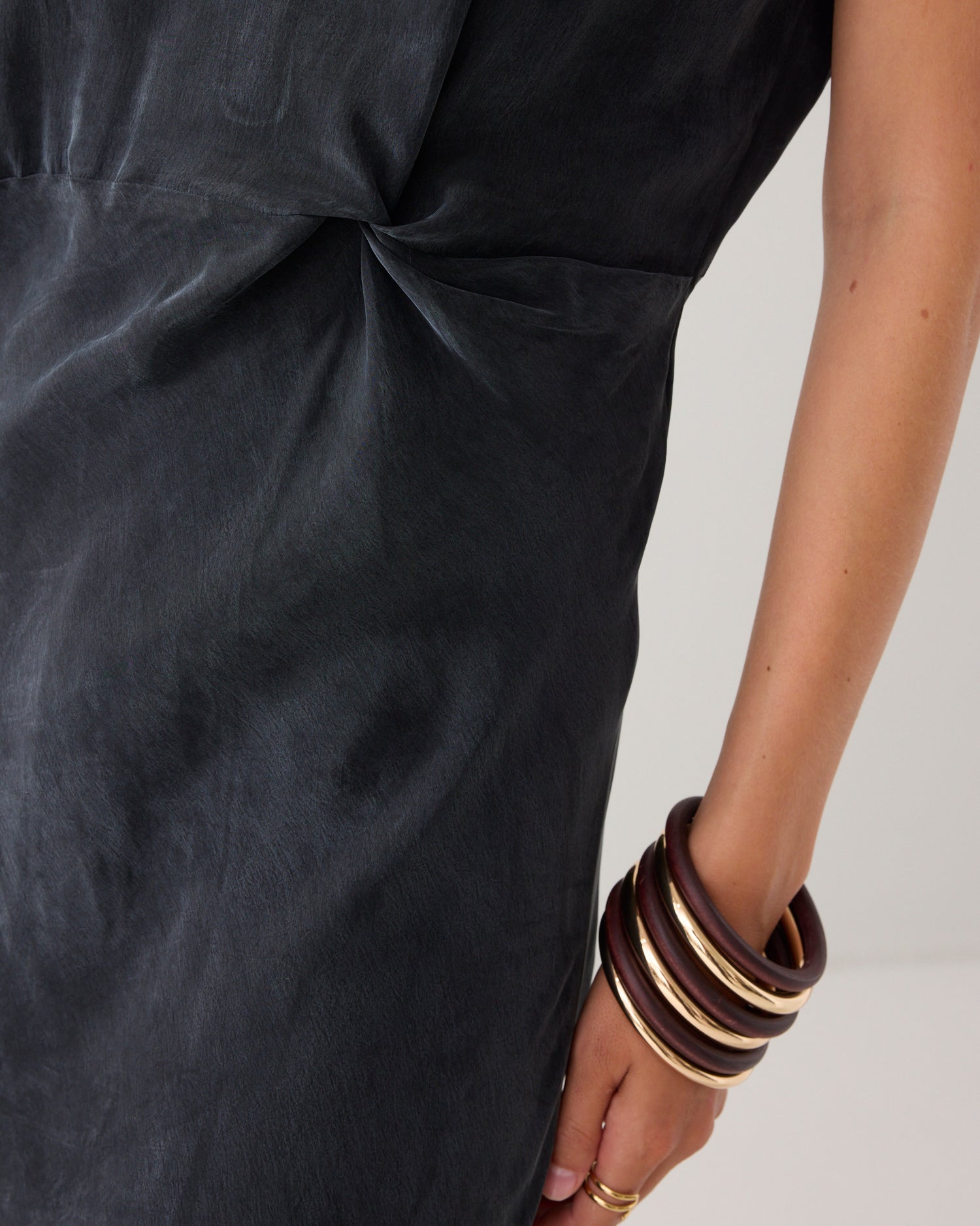 Long dress in cupro fabric